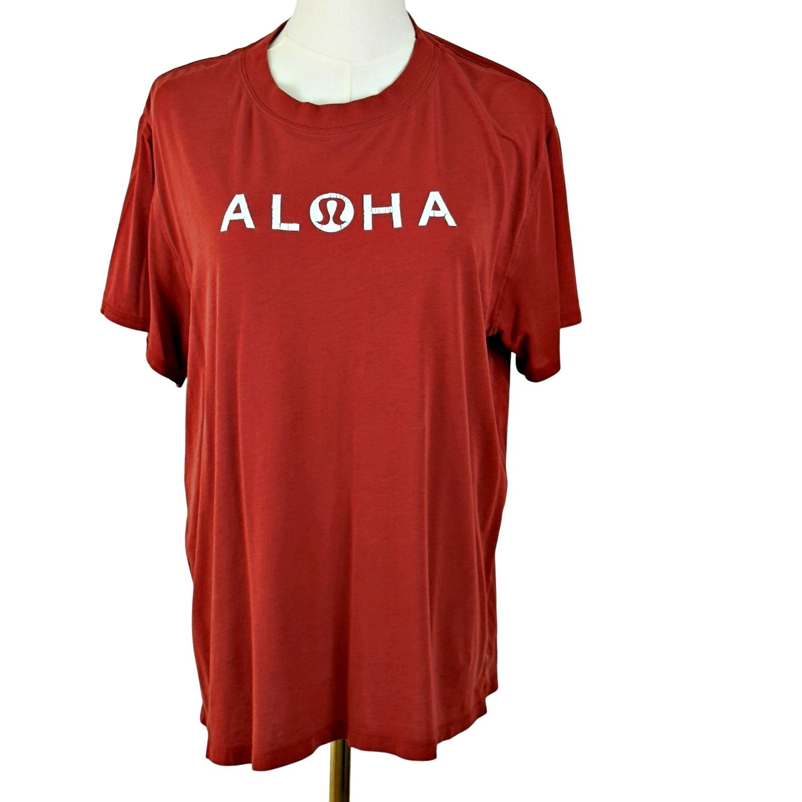 Lululemon Rare Lululemon Aloha All Yours Tee Tshirt Hawaii Exclusive Size M / US 6-8 / IT 42-44 - 2 Thumbnail