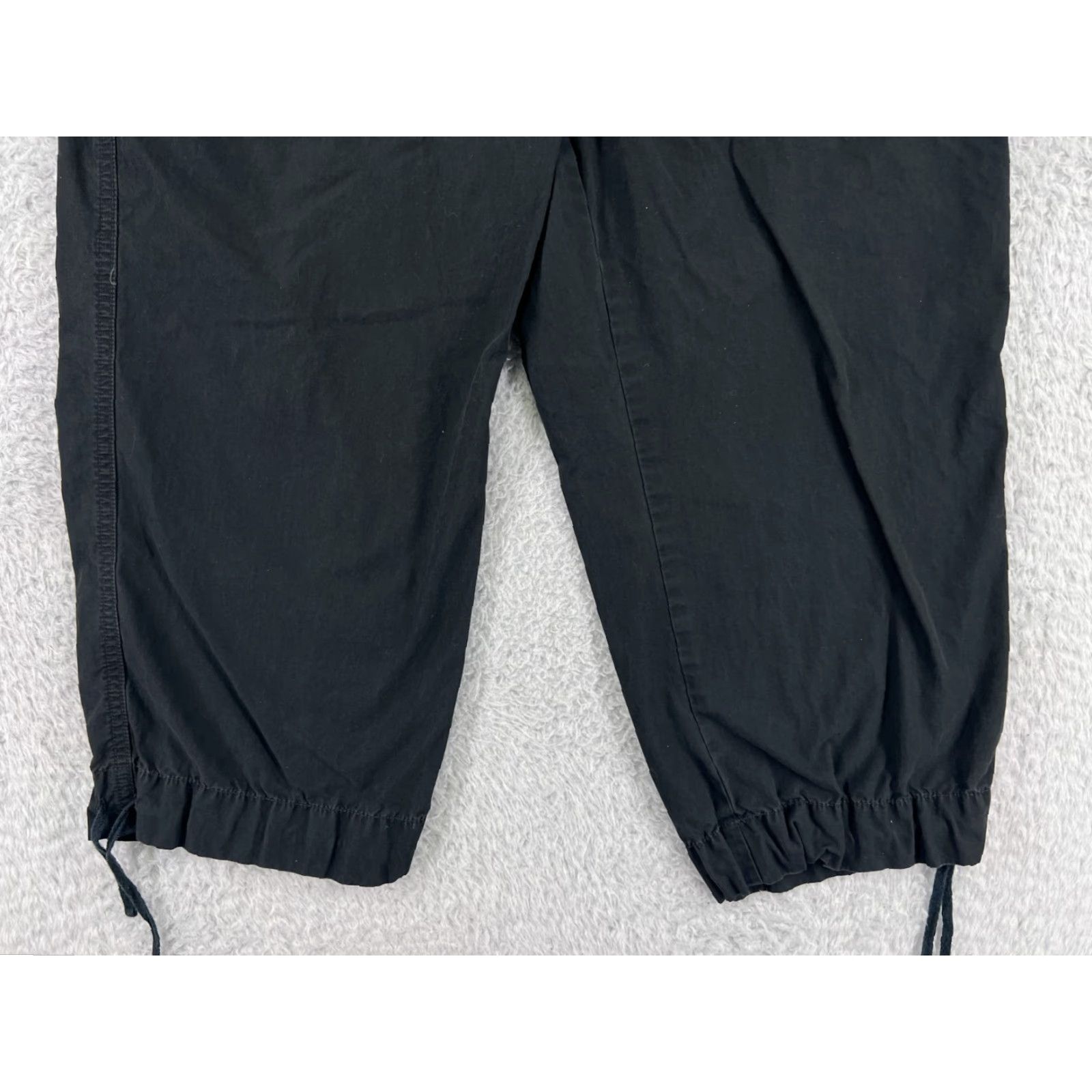 Izod IZOD Pants Capri Womens 6 Black 100% Cotton Knit Straight - Regular Fit, Inseam 20" | Women’s Casual/Workwear - IZOD Brand Womens Clothing Size 28" / US 6 / IT 42 - 4 Thumbnail