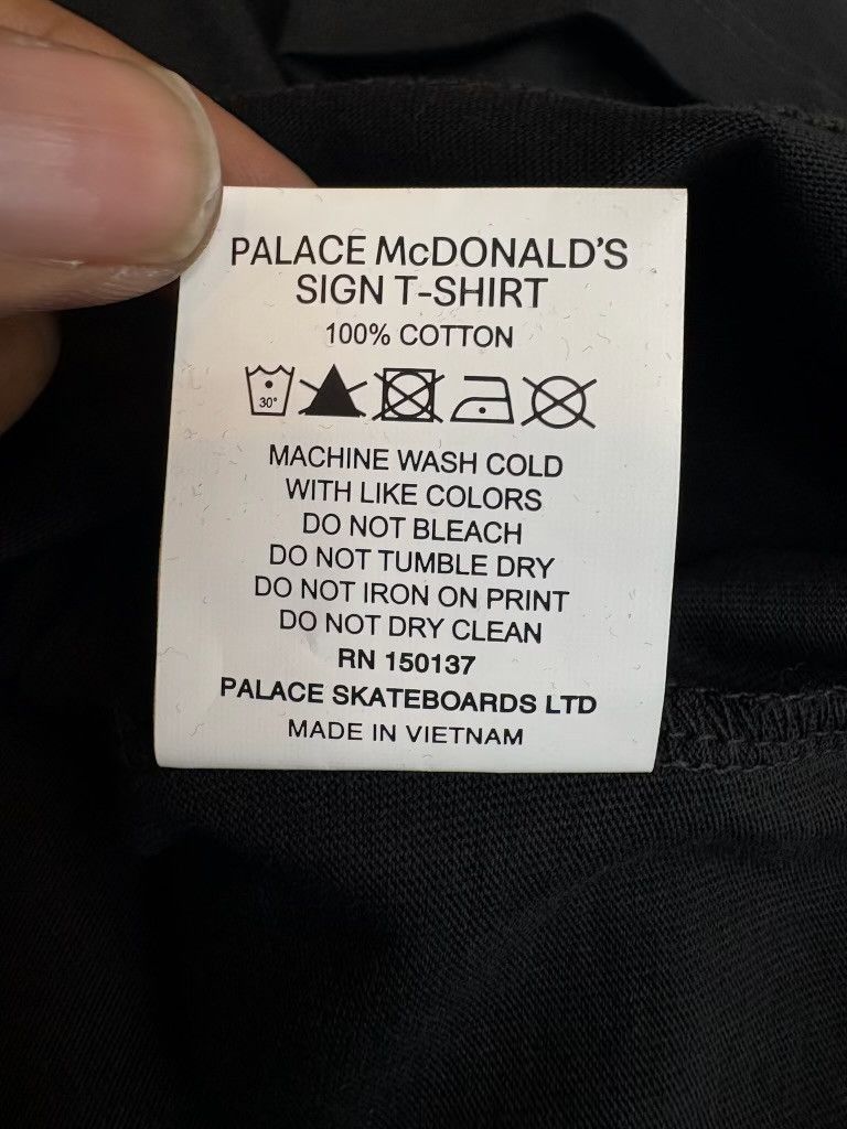 Palace Palace x McDonald's "Sign" T-Shirt (Black) Size US S / EU 44-46 / 1 - 3 Thumbnail
