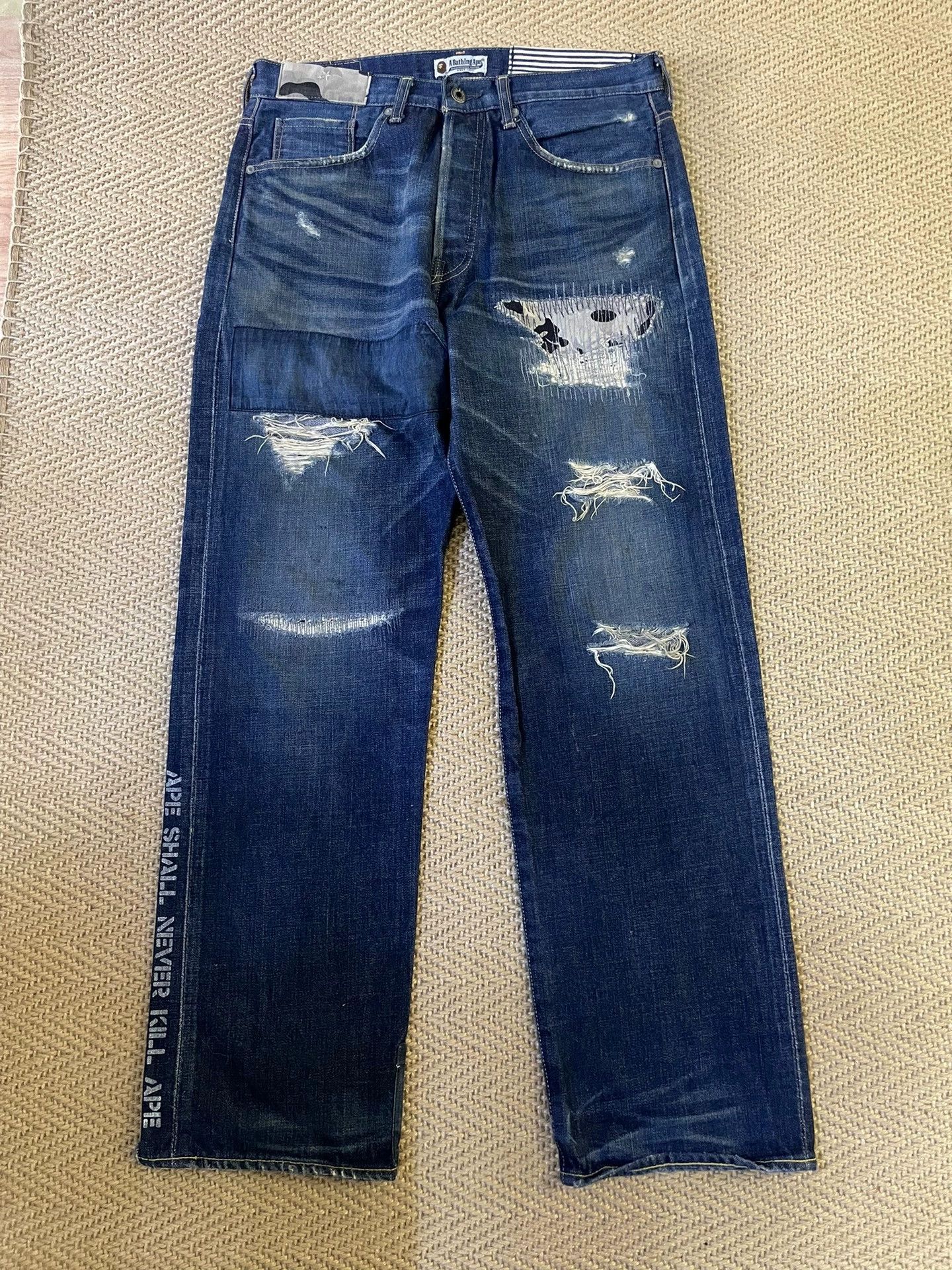 Bape BAPE ZOZO EXCLUSIVE NIGO DAMAGED PATCHWORK WASHED JEANS M Size US 32 / EU 48 - 1 Thumbnail