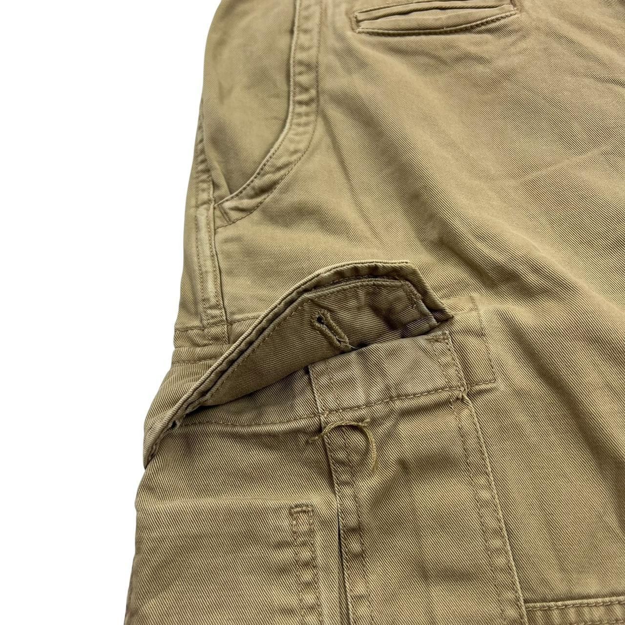JNCO Vintage Jnco Baggy Embroidered Dragon Cargo Shorts Waist 33 Size US 33 - 7 Thumbnail