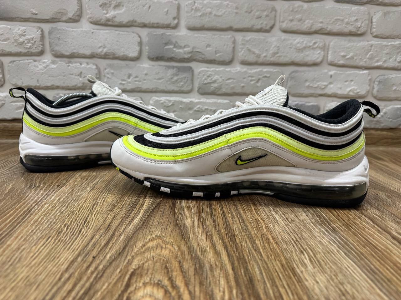 Nike NIKE AIR MAX 97 SE VOLT TRAINERS Size US 11 / EU 44 - 7 Thumbnail