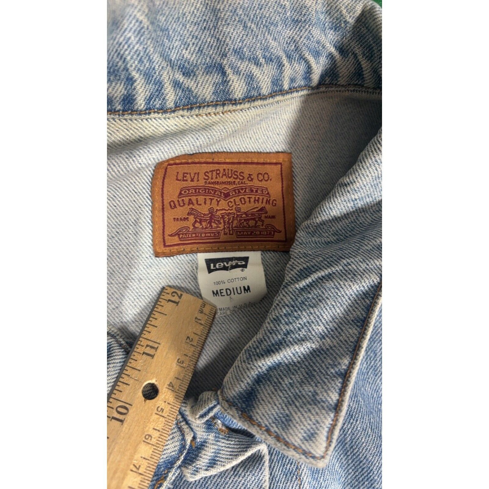 Levi's Vintage 90s Levi's Light Wash Denim Made In USA Trucker M Size US M / EU 48-50 / 2 - 3 Thumbnail