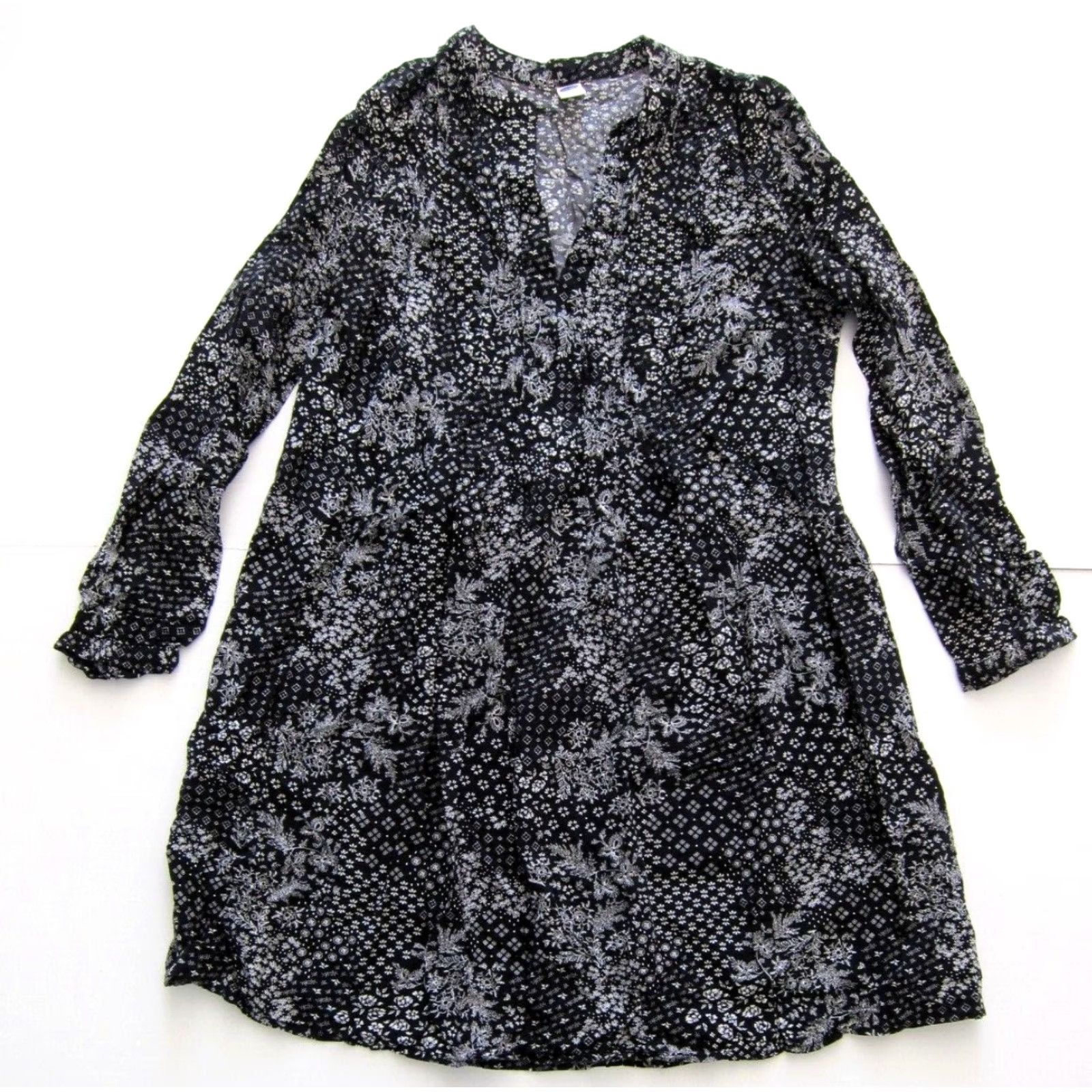 Old Navy Old Navy Floral Black White 100% Rayon Long Sleeve V-Neck Tunic Dress M Size M / US 6-8 / IT 42-44 - 2 Thumbnail