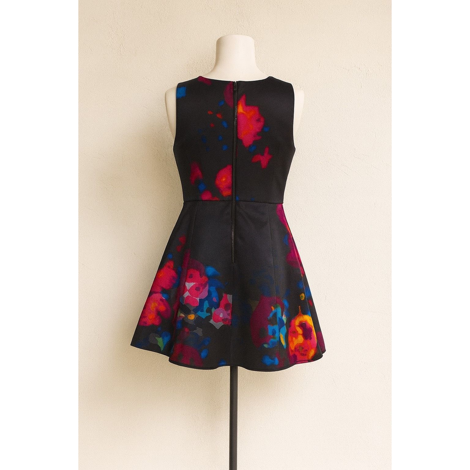 MILLY Milly Multicolor Abstract Print A-Line Mini Dress Women's Size XS  V-Neck Fit & Flare | Grailed