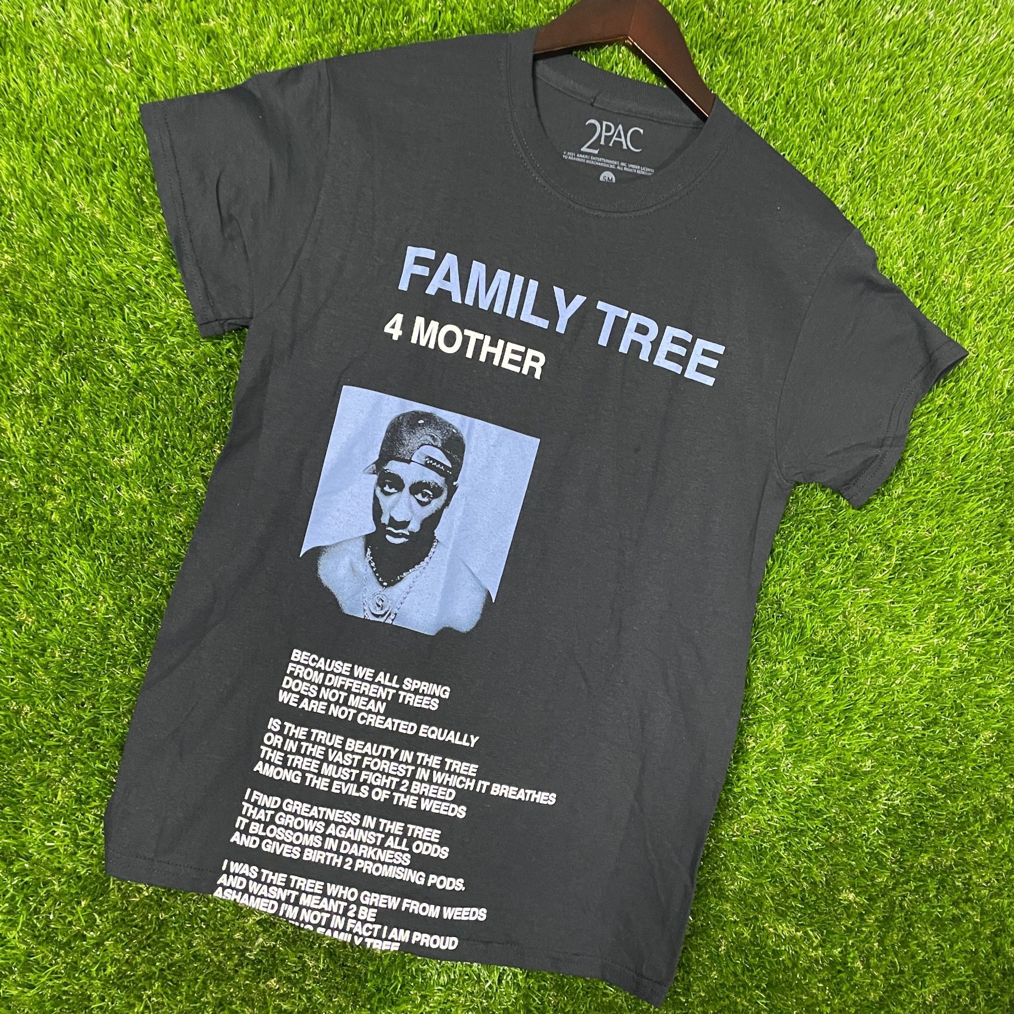 Urban Outfitters Tupac Family Tree Four Mother size Small Size S / US 4 / IT 40 - 4 Thumbnail