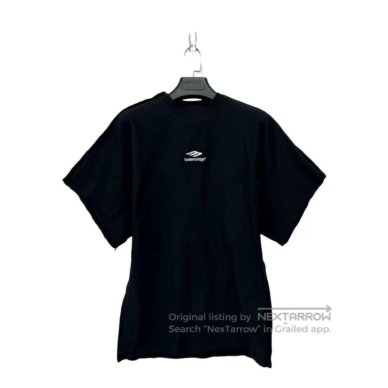 Balenciaga Balenciaga Solid Logo Print Crewneck T. Size US S / EU 44-46 / 1 - 1 Thumbnail