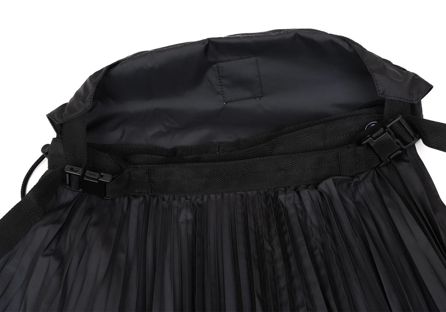Junya Watanabe Accordion Pleats Wrap Skirt with Waist Pouch in Black Size US 30 / EU 46 - 4 Thumbnail