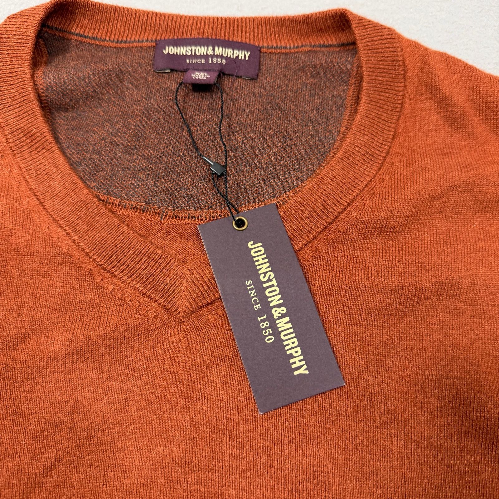 Johnston & Murphy Johnston & Murphy Sweater Men's 2XL XXL Orange V-Neck NEW Size US XXL / EU 58 / 5 - 3 Thumbnail