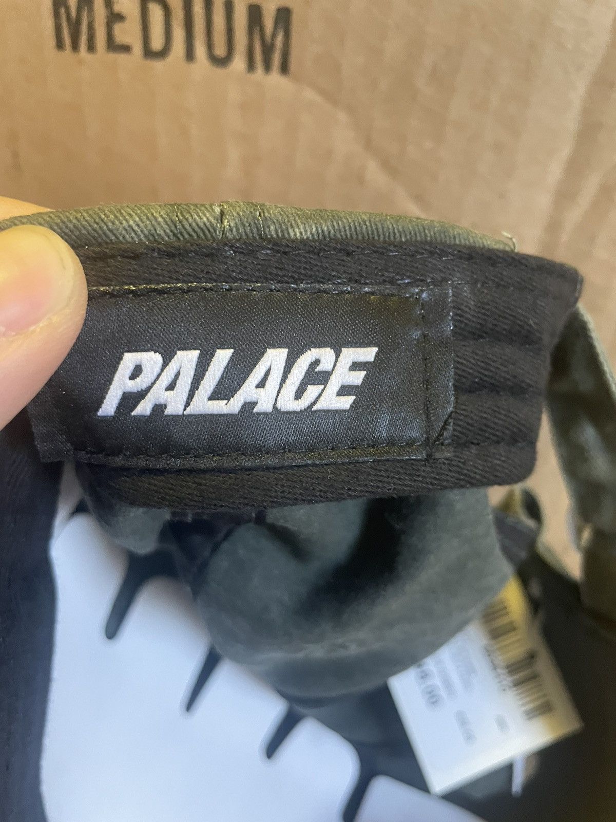 Palace 6 panel one size olive