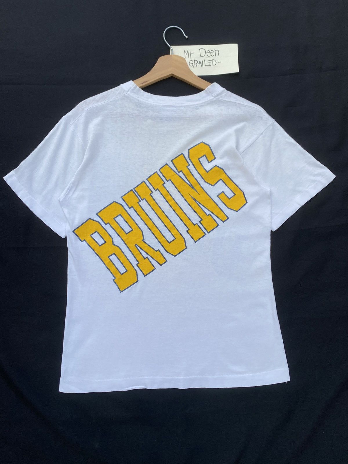 Vintage Rare Vintage 90s UCLA Bruins Spellout Tshirt Size US S / EU 44-46 / 1 - 14 Thumbnail