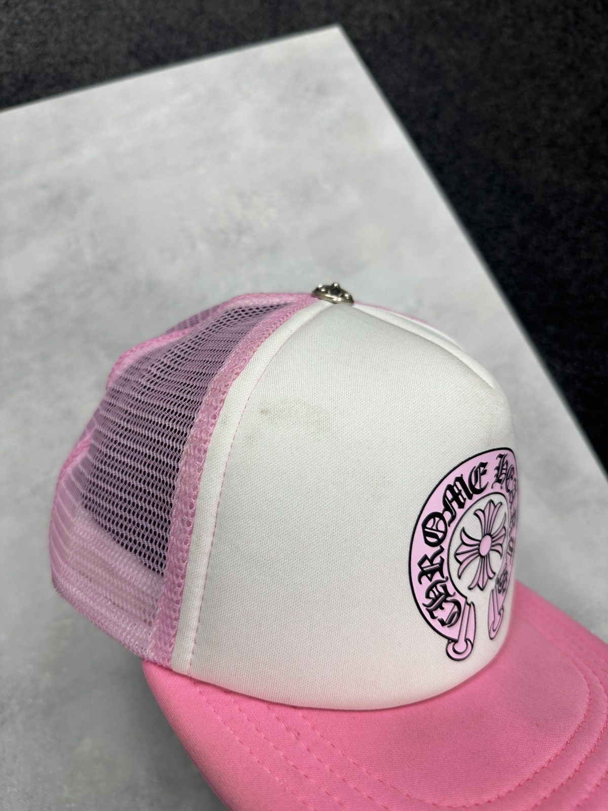 Chrome Hearts Chrome Hearts Matty Boy Horseshoe Trucker Cap Pink Size ONE SIZE - 4 Thumbnail