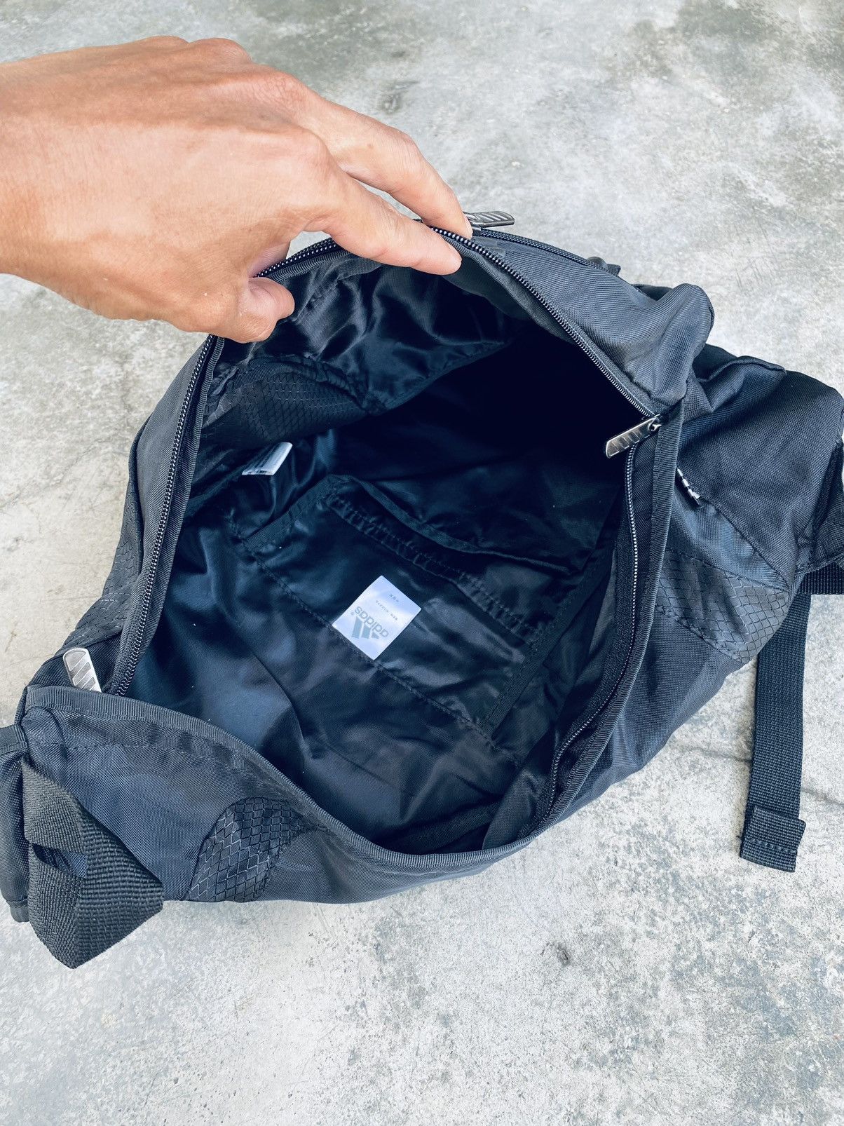 Adidas Vintage Adidas CrossBody Bag Size ONE SIZE - 3 Thumbnail