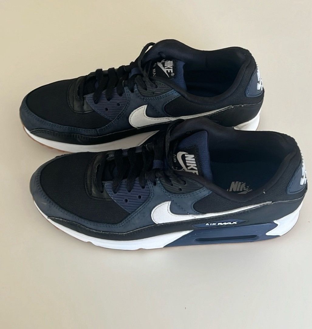 Nike nike air max 90 midnight navy gum Size US 10.5 / EU 43-44 - 3 Thumbnail