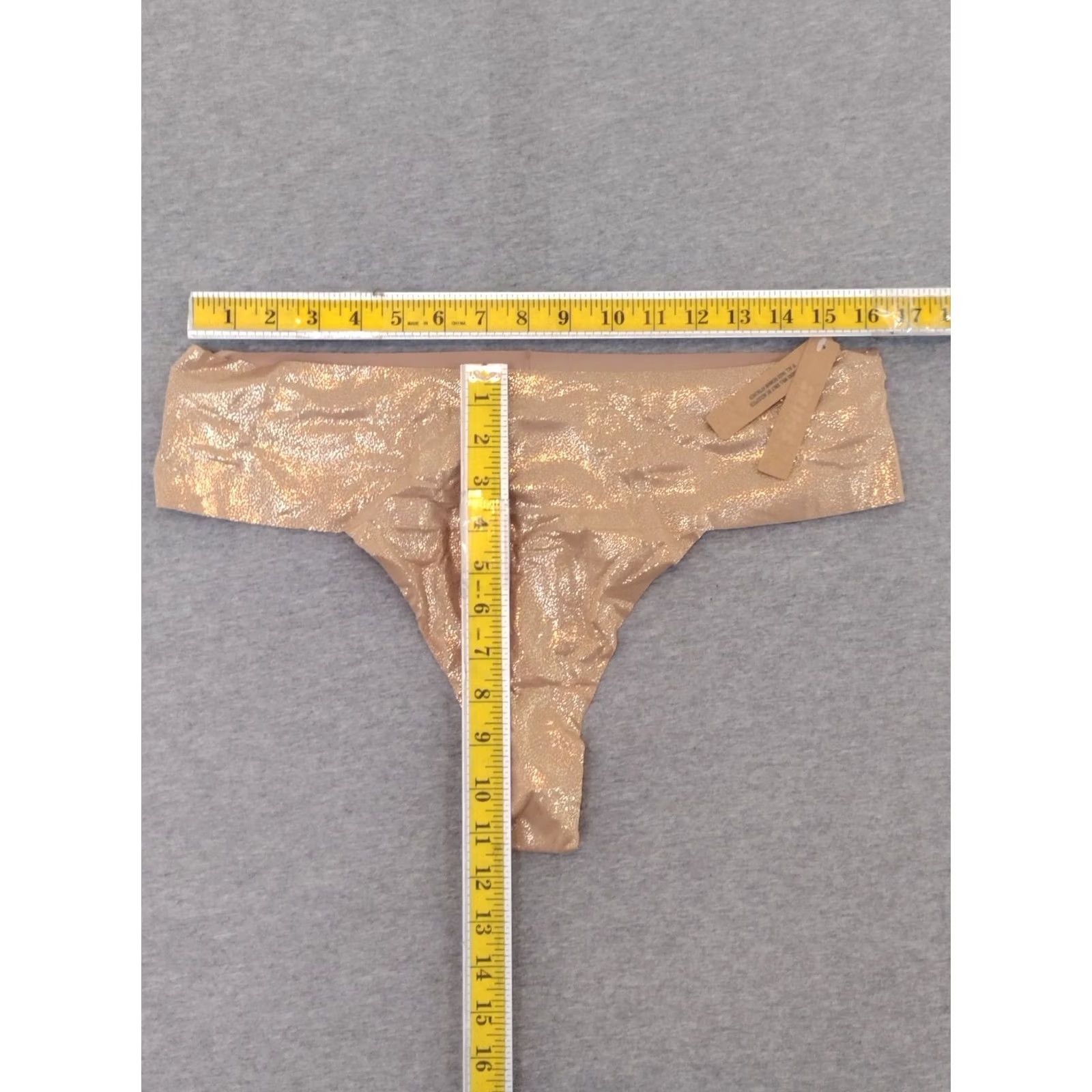 SKIMS SKIMS Free Cut Dipped Thong Panties Sienna Foil 3X PN-THG-1645 Women Panties Thong/String Hipster Beach Opaque Foil Color XS? Size 40" / US 18 - 4 Thumbnail