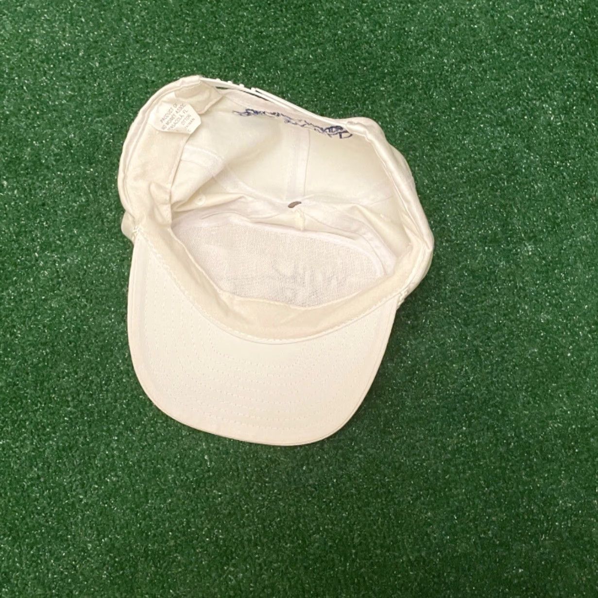 Vintage VINTAGE Sea World Wild Arctic Ride Theme Park Orlando VTG SnapBack Hat Mens One Size White 90s Adjustable Hats Size US M / EU 48-50 / 2 - 3 Thumbnail