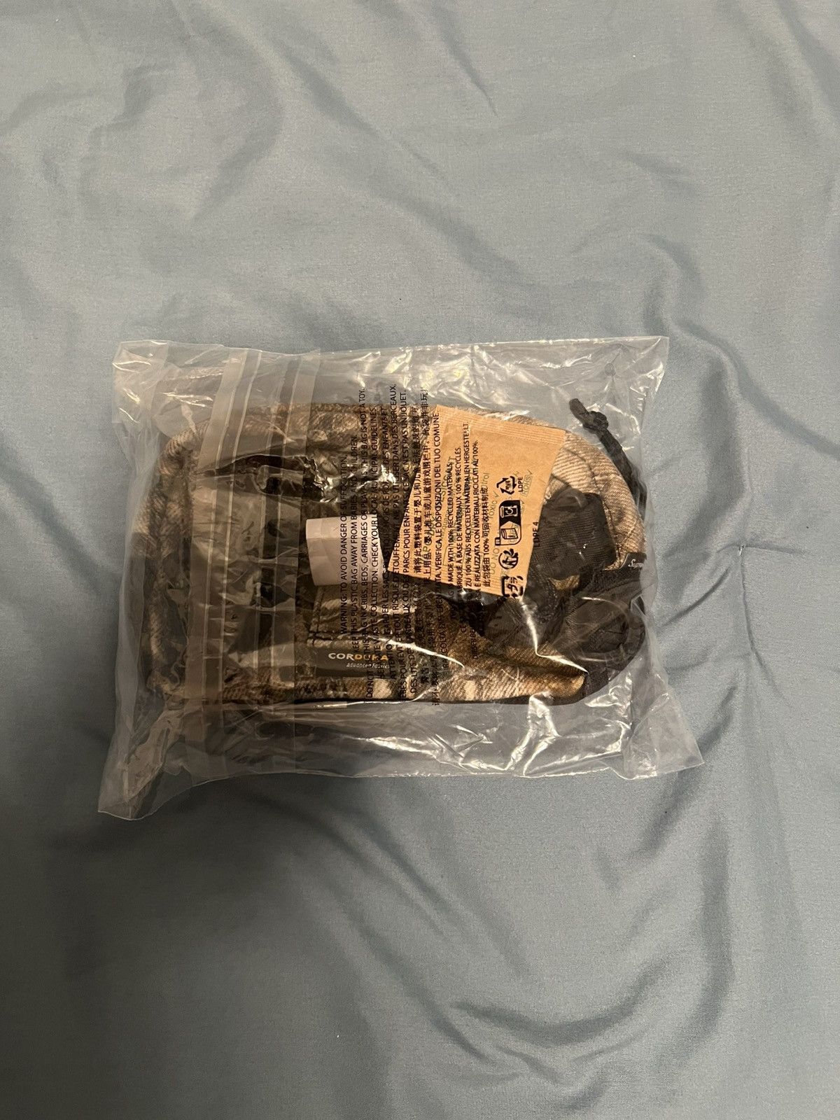 Supreme Supreme Denim Mini Shoulder Bag RealTree Camo Size ONE SIZE - 2 Thumbnail