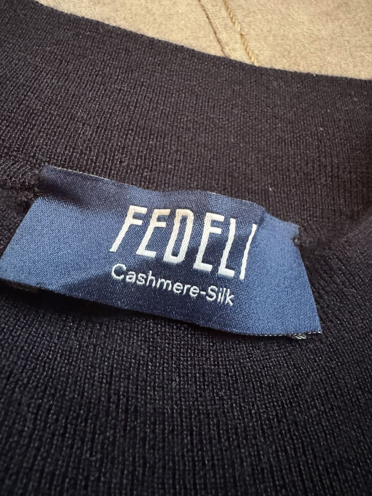 Fedeli FEDELI jumper 54 but FITS SMALLER CHECK PHOTOS FOR TAPE SIZE Size US L / EU 52-54 / 3 - 16 Thumbnail