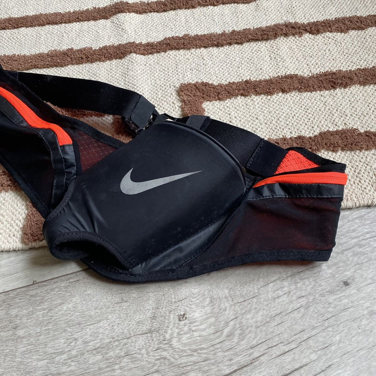 Nike VINTAGE NIKE NYLON RUNNING BOTTLE BELT BAG Size ONE SIZE - 3 Thumbnail