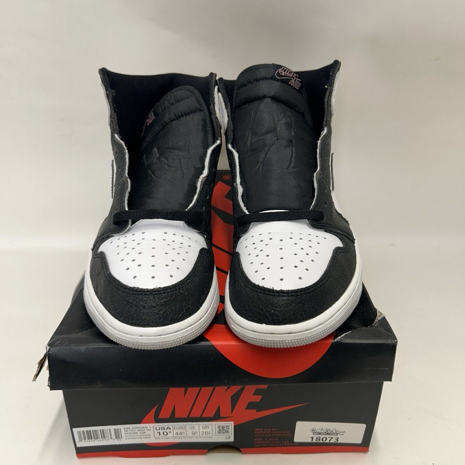 Nike Nike Air Jordan 1 Retro High OG “Stage Haze” 555088-108 Size US 10.5 / EU 43-44 - 2 Thumbnail