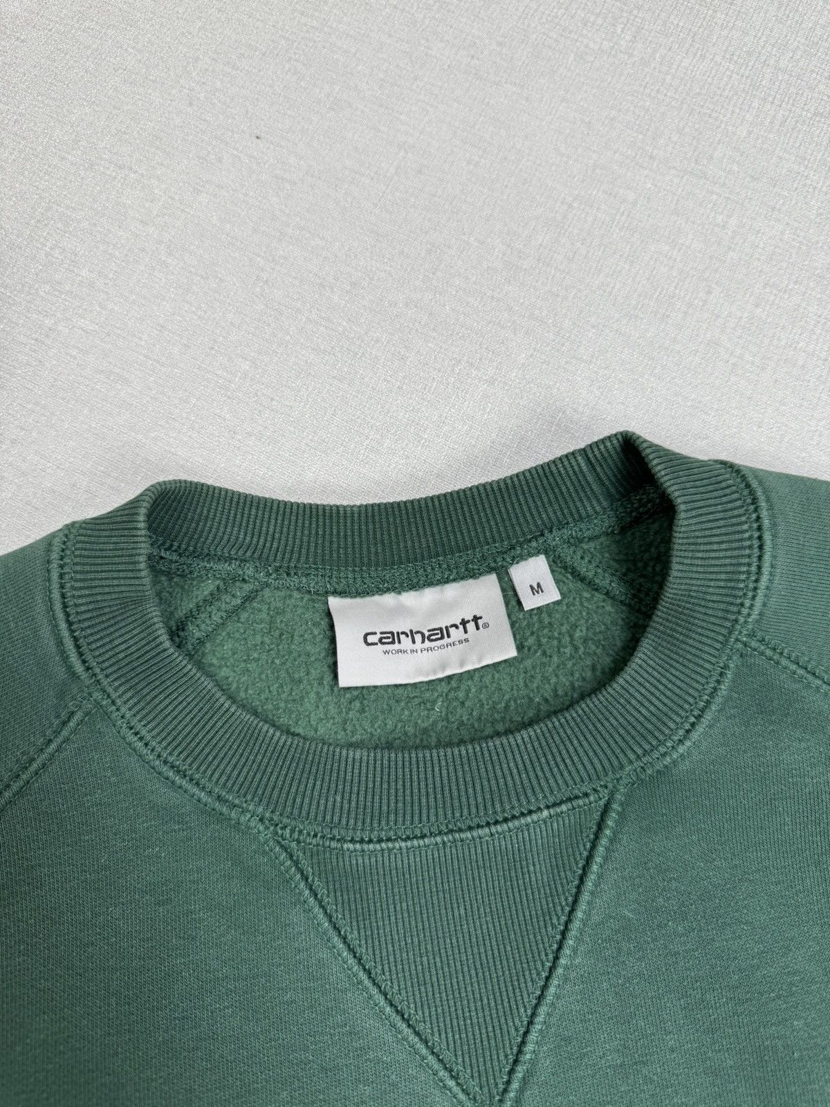 Carhartt × Vintage Men’s Carhartt WIP Chase Sweatshirt size M Size US M / EU 48-50 / 2 - 3 Thumbnail