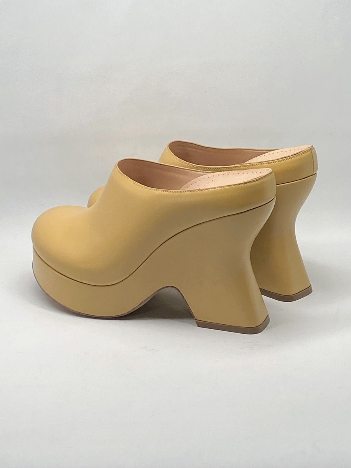 Loewe Loewe Terra 100 leather platform clogs size 37 Size US 7 / IT 37 - 9 Thumbnail