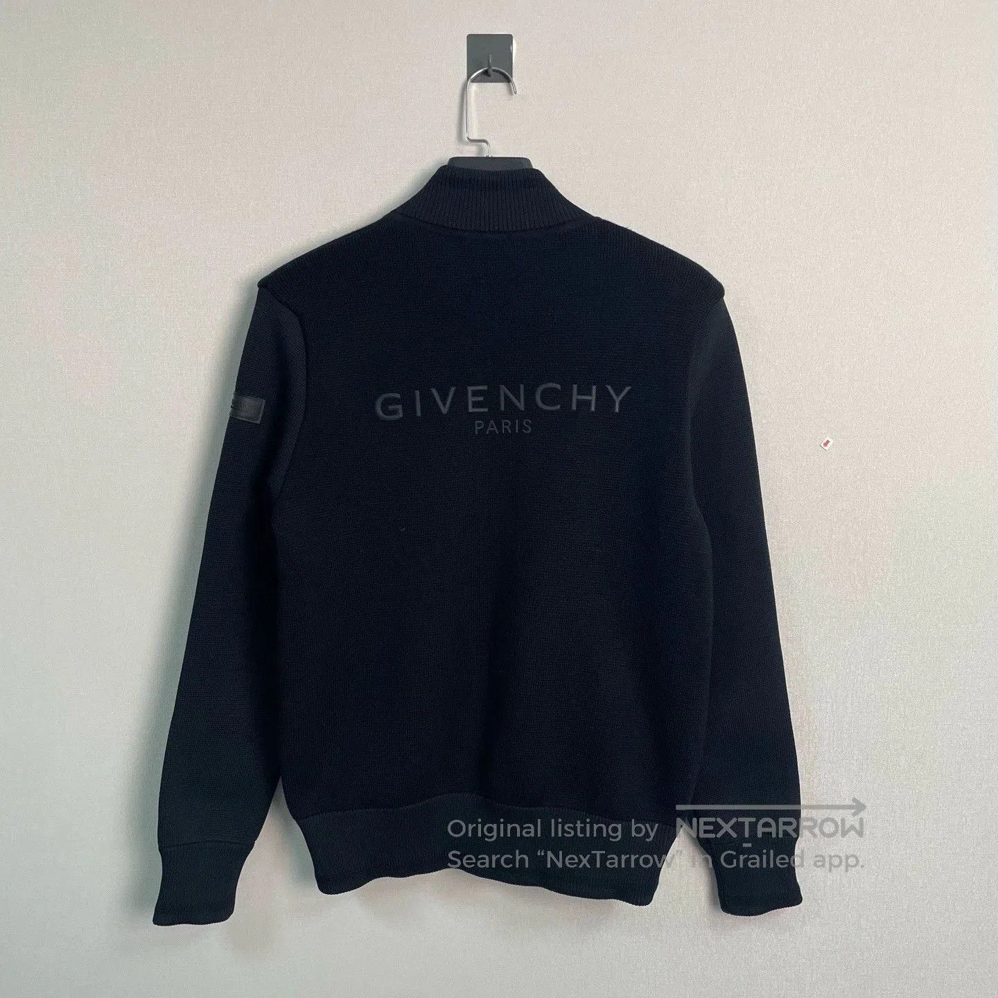 Givenchy givenchy latest letter baseball jacket M size. Size US M / EU 48-50 / 2 - 1 Thumbnail