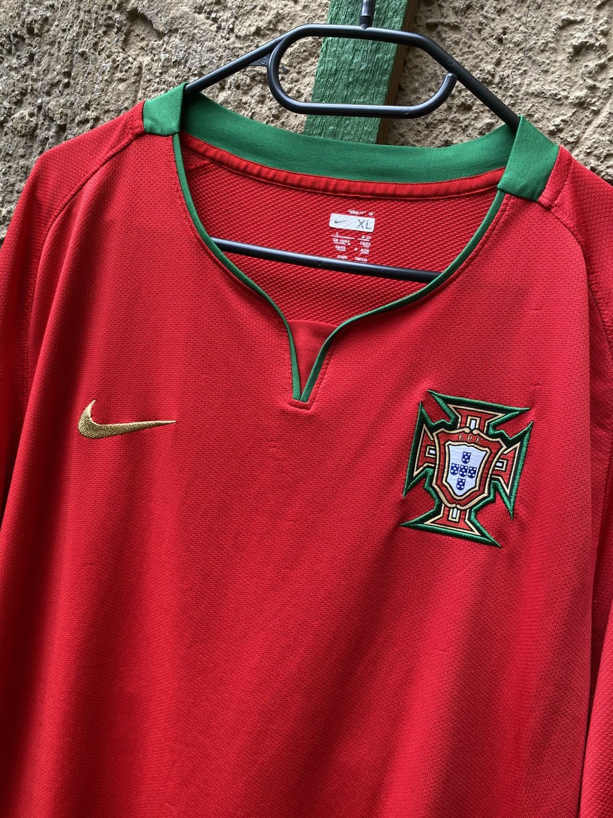 Nike Portugal 2008 2009 Home Football Soccer Jersey Italy France Size US XL / EU 56 / 4 - 2 Thumbnail