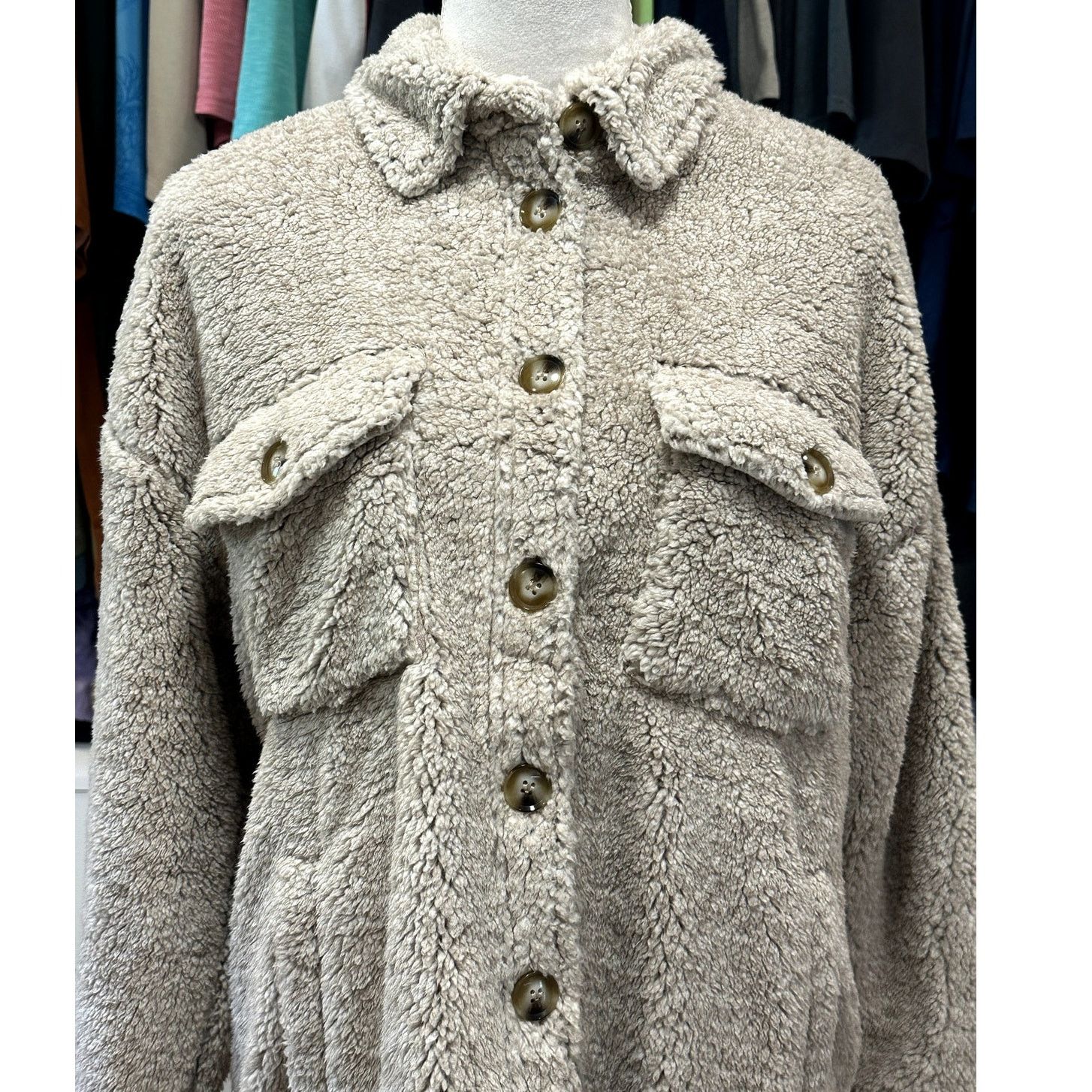Other Thread & Supply Women's Tan Sherpa Oversized Shirt Jacket S Size S / US 4 / IT 40 - 3 Thumbnail