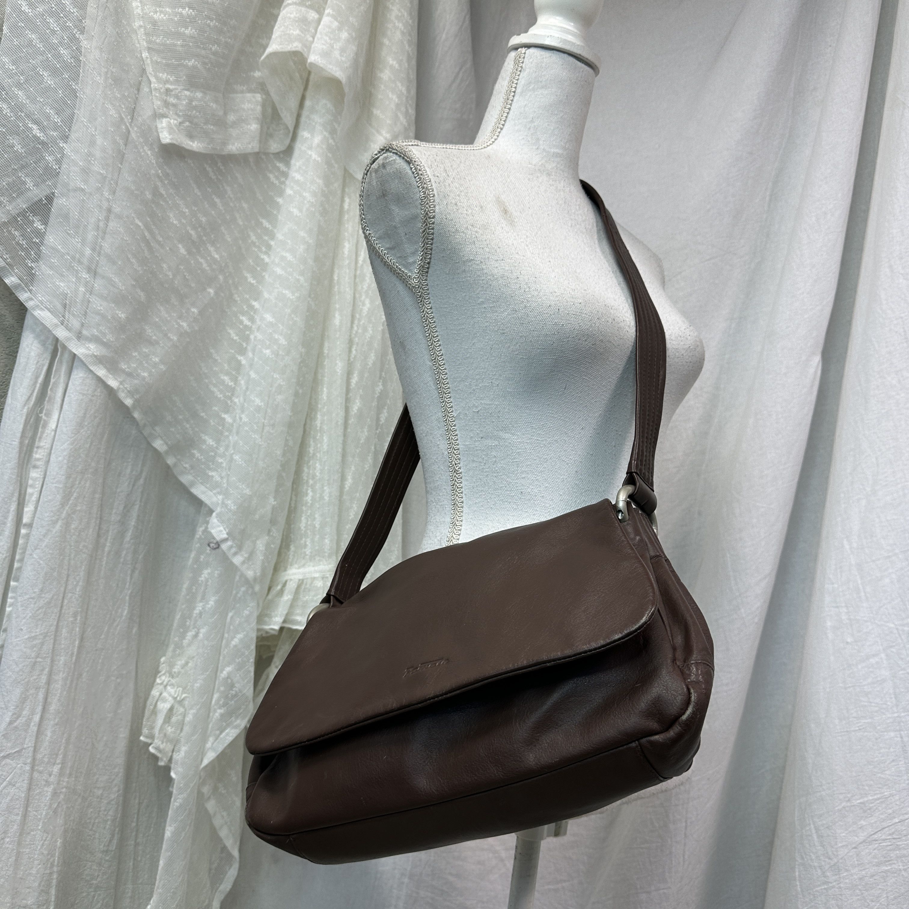 Vintage Vintage Chocolate Brown Long Belt Baguette Bag Y2K Size ONE SIZE - 6 Thumbnail