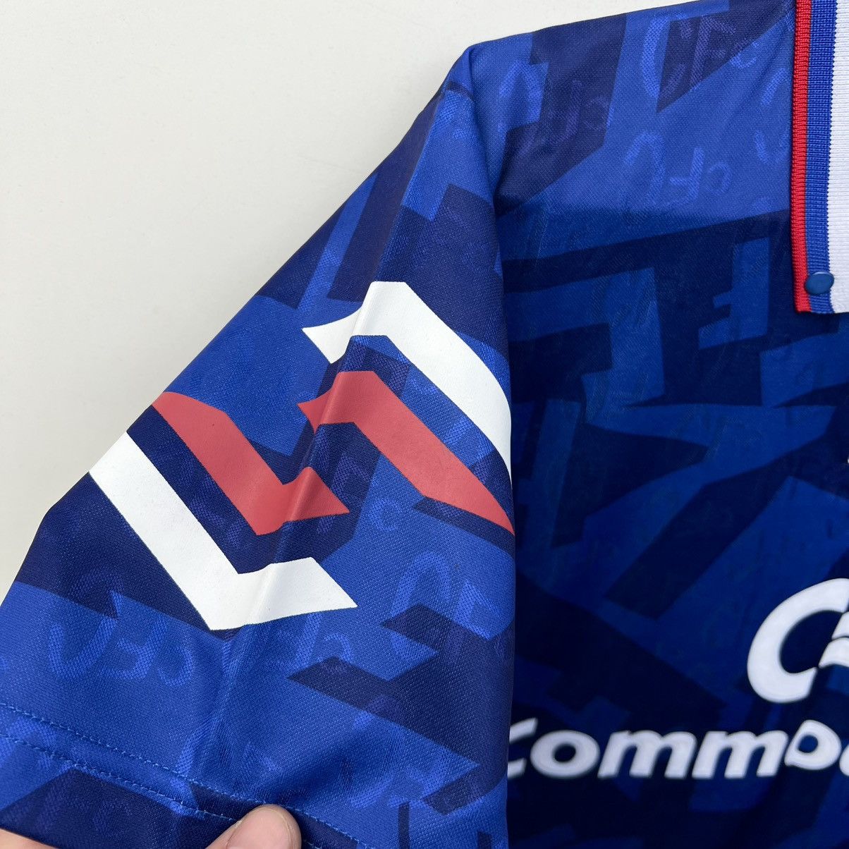 Chelsea Soccer Chelsea 1992 Retro Football Shirt soccer jersey Size US S / EU 44-46 / 1 - 2 Thumbnail