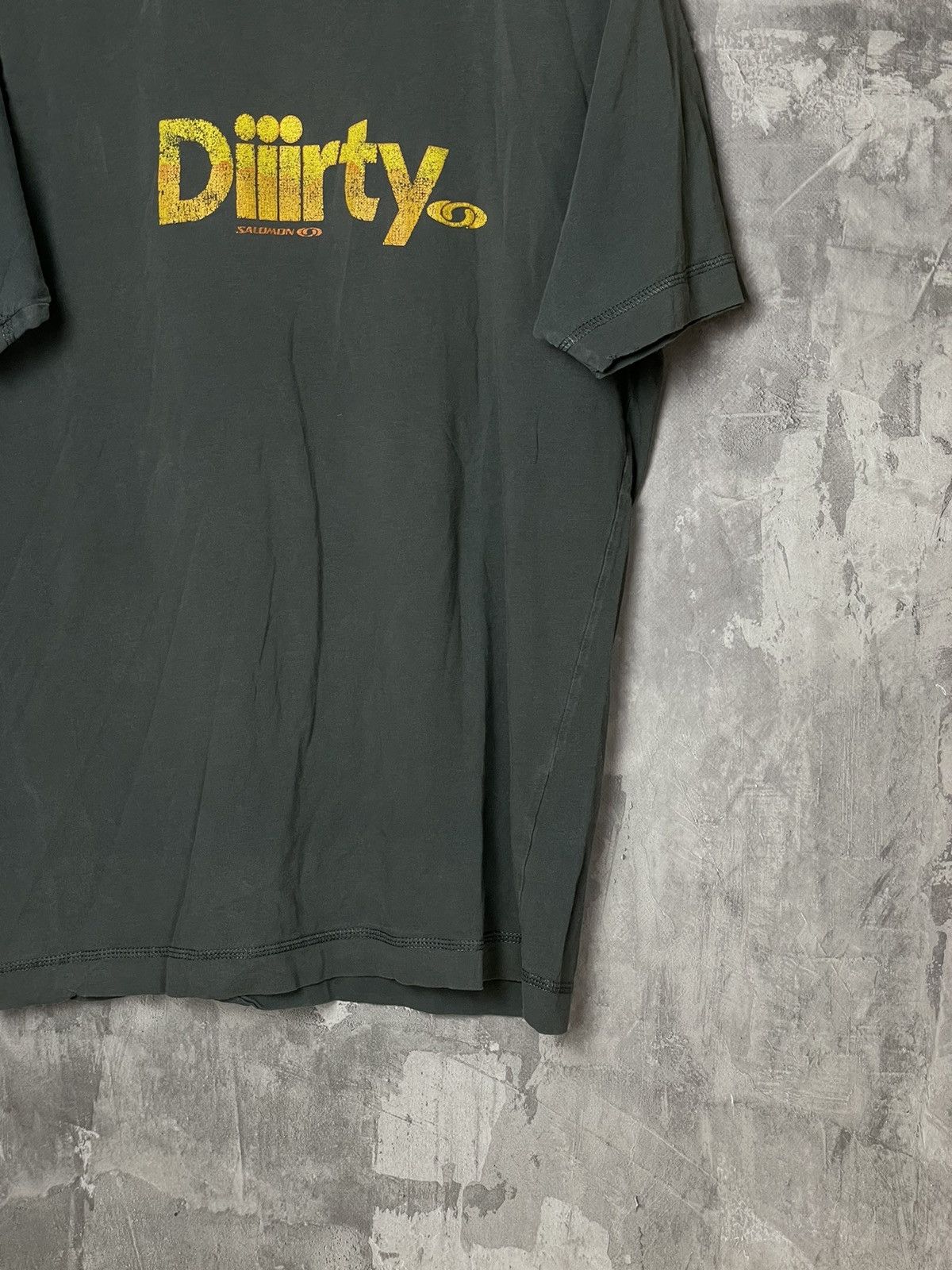 Salomon × Vintage SALOMON 00s Grey “Diiirty” Logo Gorpcore T SHIRT Size US M / EU 48-50 / 2 - 6 Thumbnail