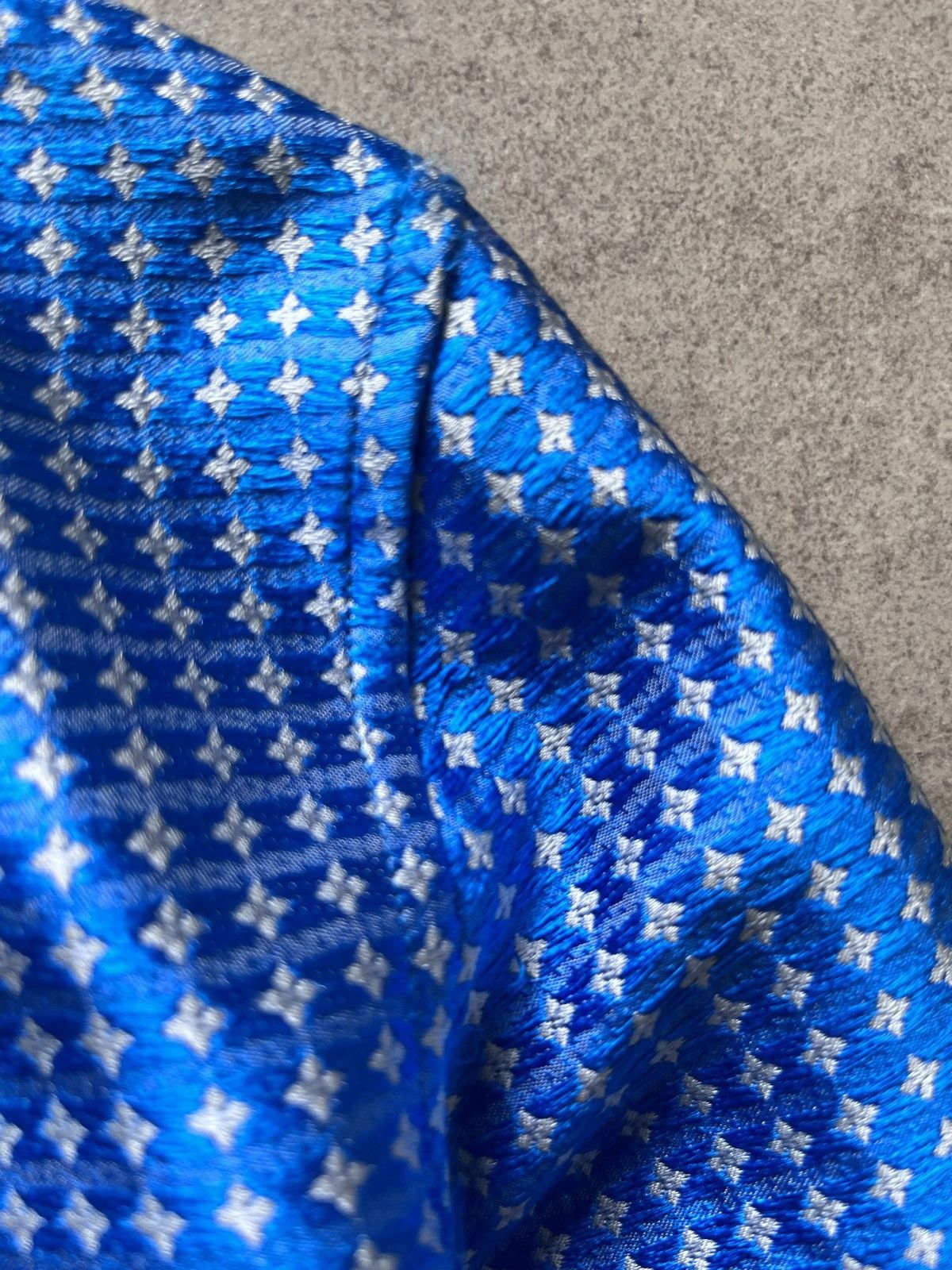 Haider Ackermann Haider Ackermann 2017 Silk Blue Jacquard Long Shirt SS17 Size US M / EU 48-50 / 2 - 15 Thumbnail