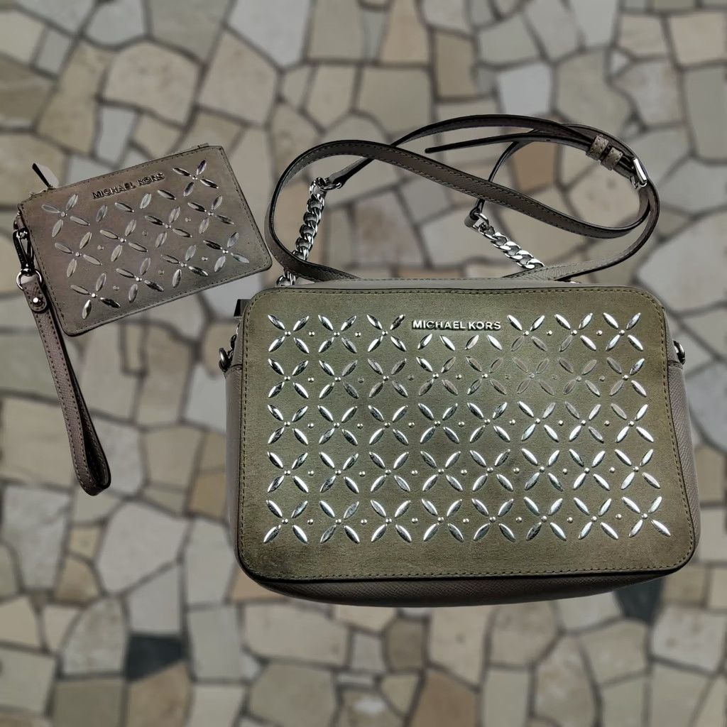 Michael Kors Michael Kors Leather Crossbody Purse With Matching Wristlet Studded Women MK Size ONE SIZE - 1 Thumbnail