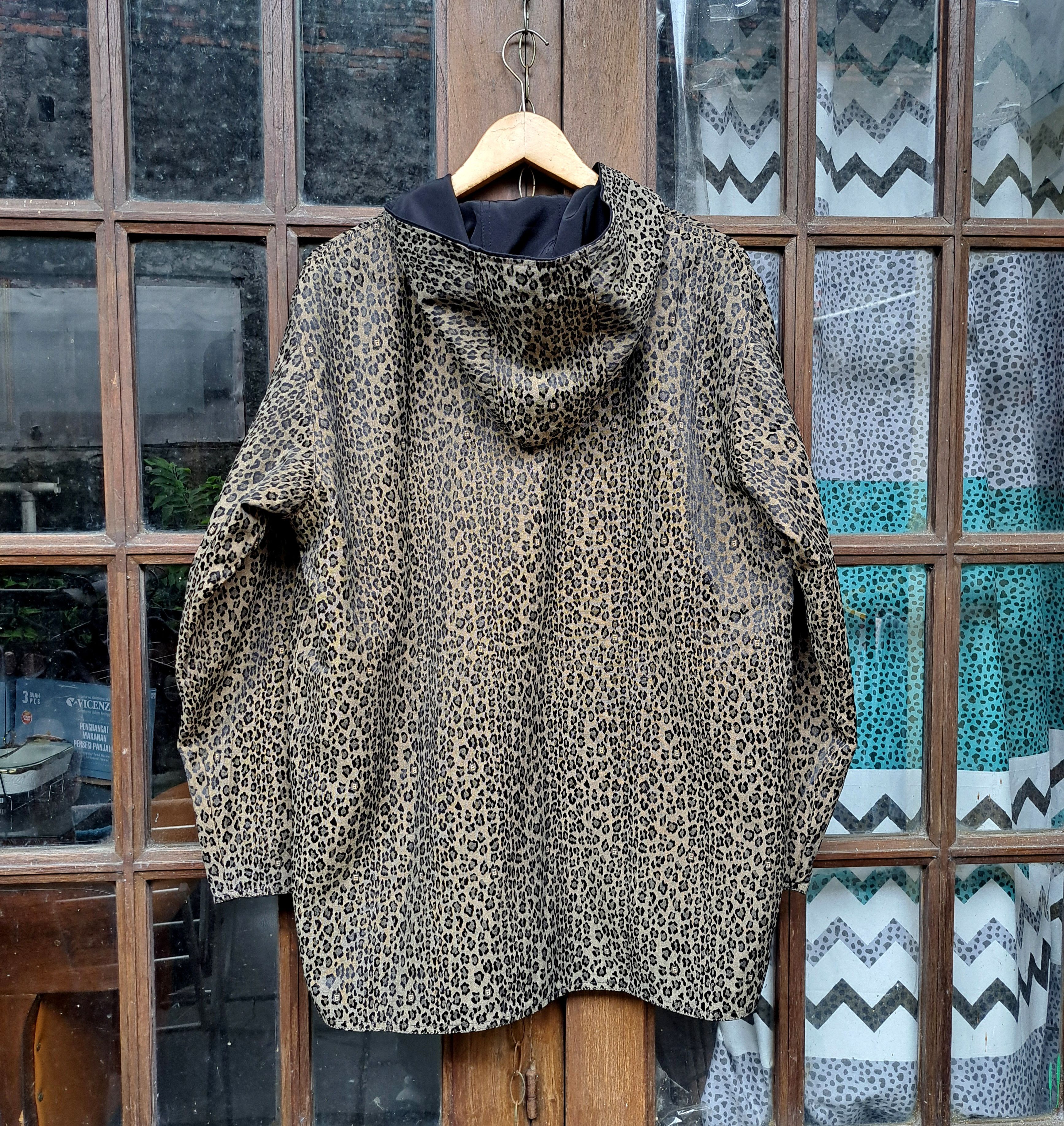 Fendi Vintage FENDI Leopard Animal Print Reversible Jacket Unisex Size US L / EU 52-54 / 3 - 4 Thumbnail