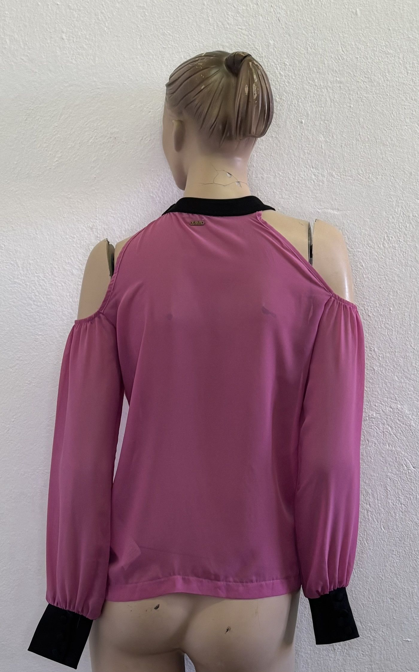 Miss Sixty Miss Sixty Off-the-Shoulder Blouse Size S Size S / US 4 / IT 40 - 2 Thumbnail