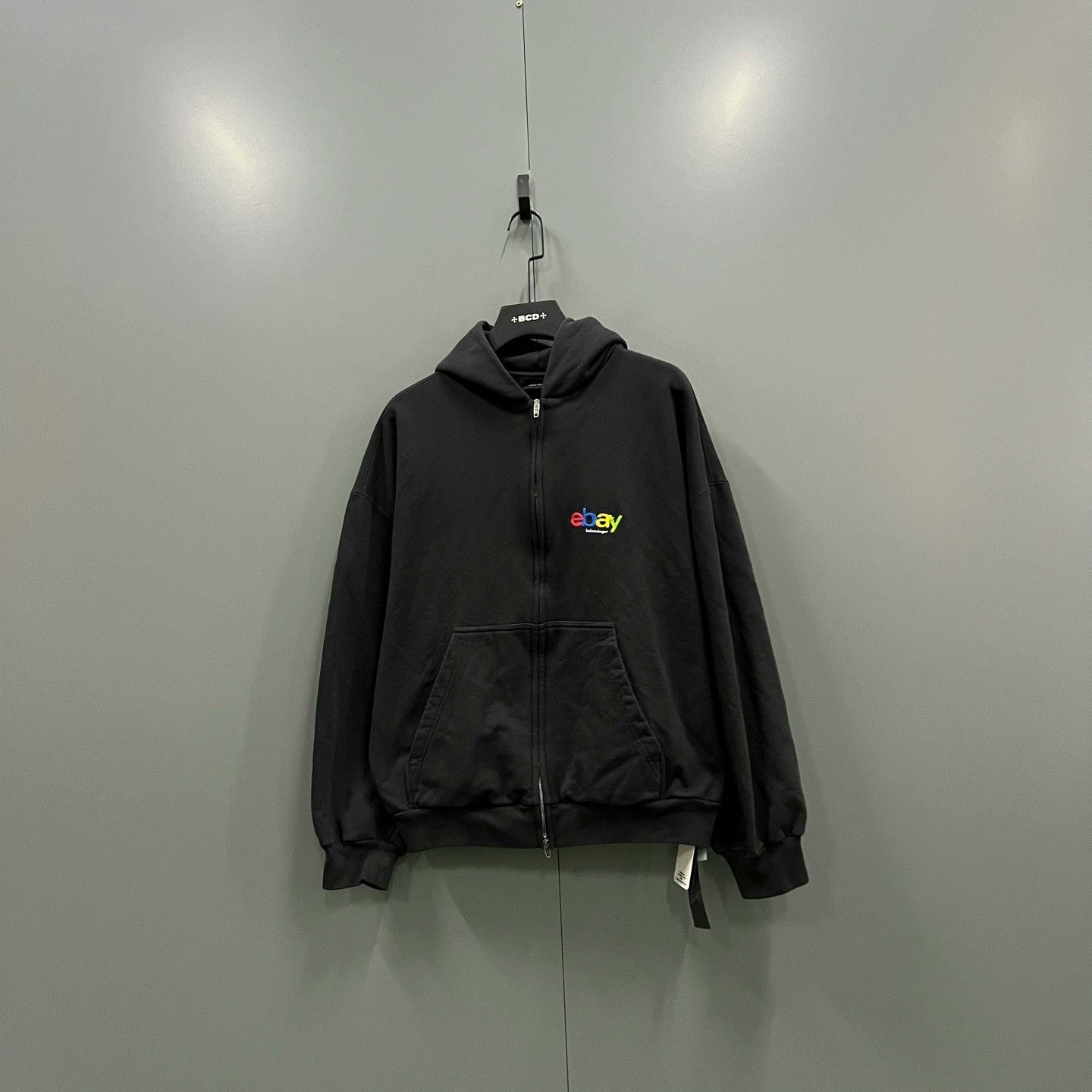 Balenciaga Balenciaga Embroidered Logo Zip Hoodie Size US L / EU 52-54 / 3 - 1 Thumbnail
