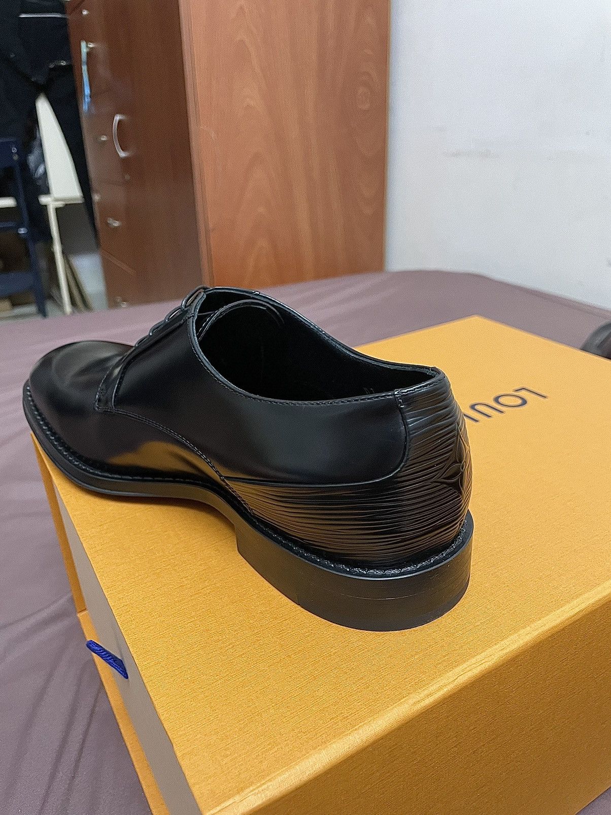 Louis Vuitton Louis Vuitton Kensington black derby shoes Size US 7 / EU 40 - 4 Thumbnail