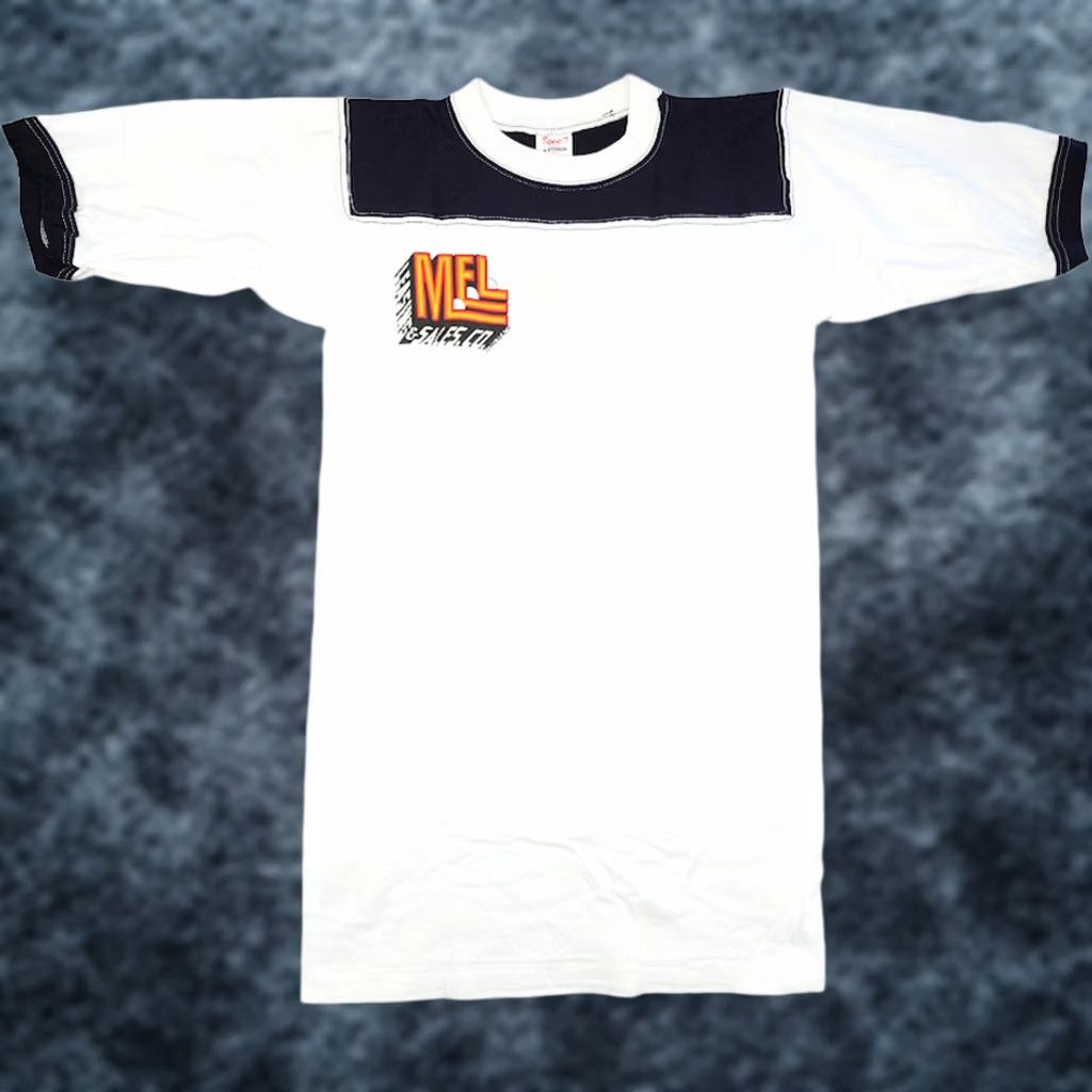 Vintage VINTAGE MEL Long Beach T Shirt Mens Size Small White 80s Ringer Tee Made In USA Size US S / EU 44-46 / 1 - 1 Thumbnail