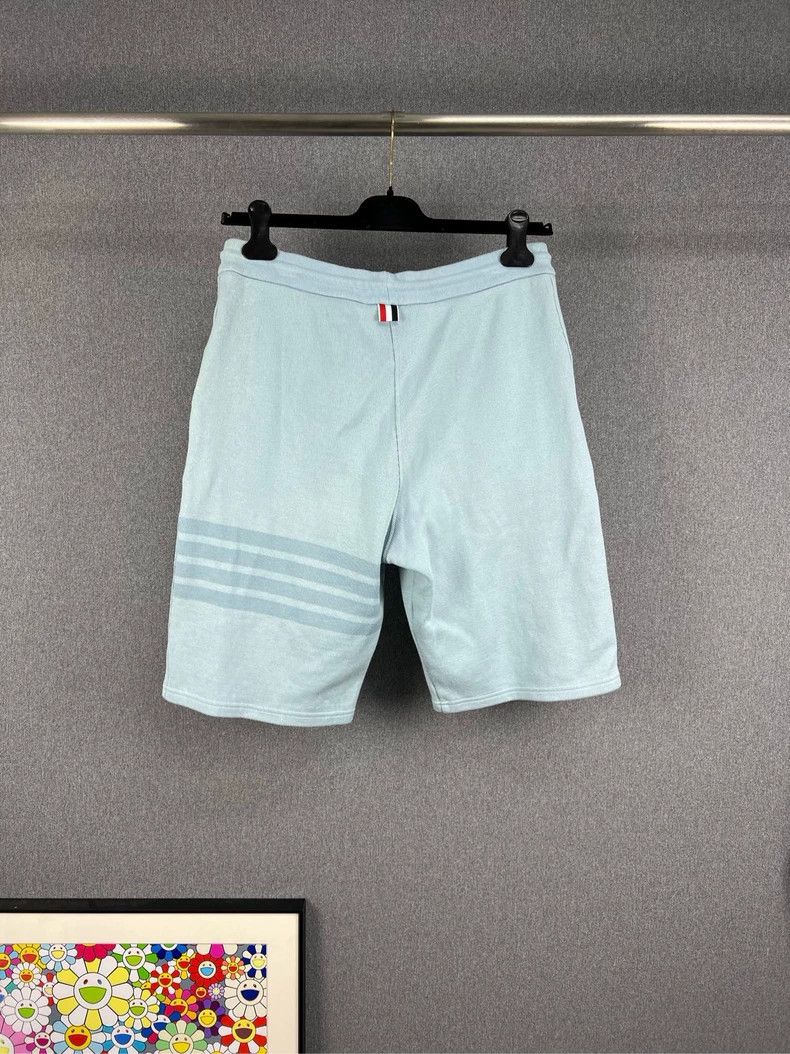 Thom Browne Thom Browne size3 Knitted striped shorts Size US 27 - 2 Thumbnail