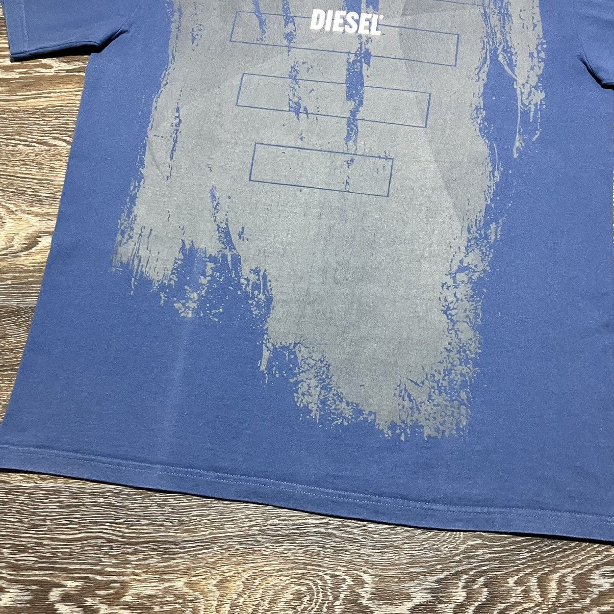 Diesel 90s Vintage DIESEL Center Logo Graphic T-shirt Size US L / EU 52-54 / 3 - 3 Thumbnail