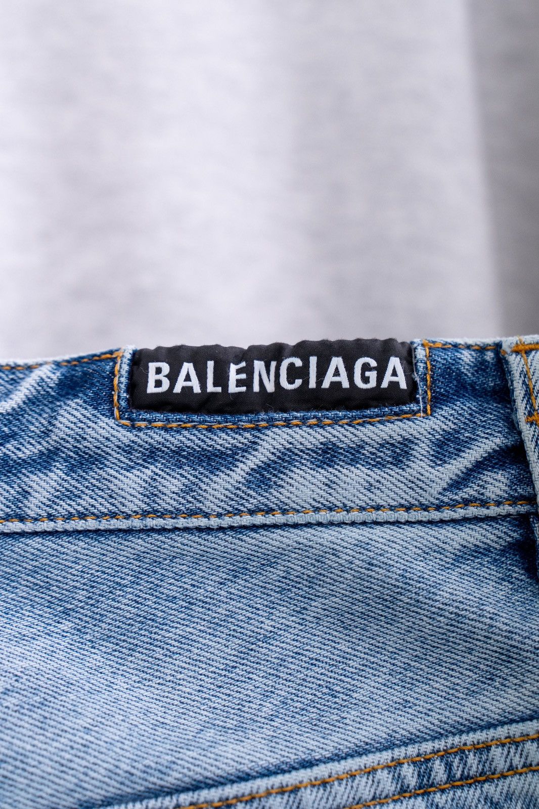 Balenciaga Balenciaga oversized baggy jeans Size US 33 - 3 Thumbnail
