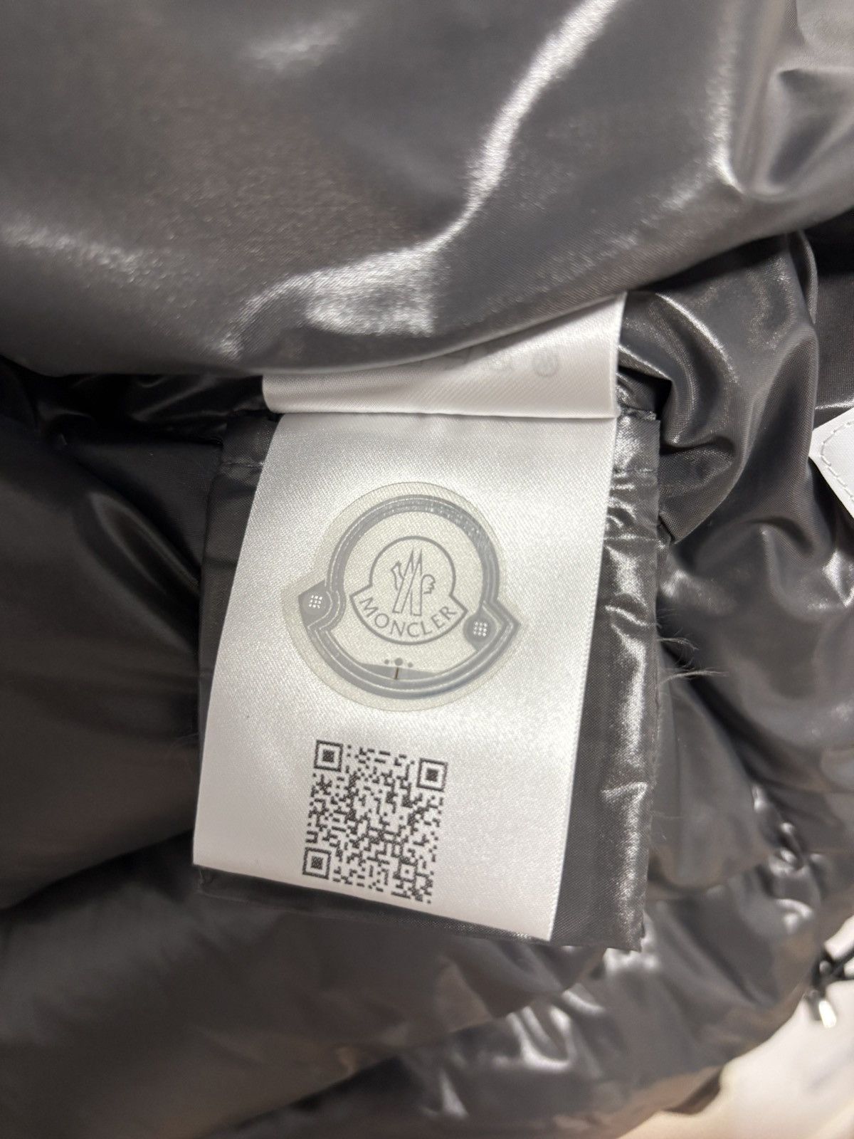 Moncler Moncler Maya Giubbotto Size US S / EU 44-46 / 1 - 10 Thumbnail