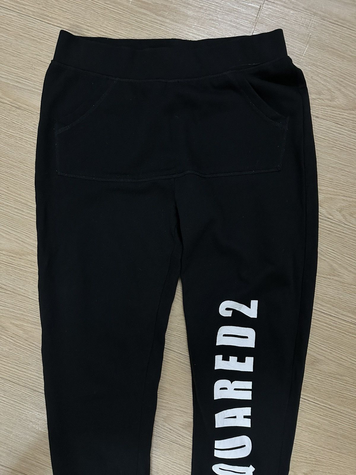 Beauty Beast × Designer × Dsquared2 Rare Dsquared2 Spell Out Jogger Sweatpants Size US 32 / EU 48 - 3 Thumbnail