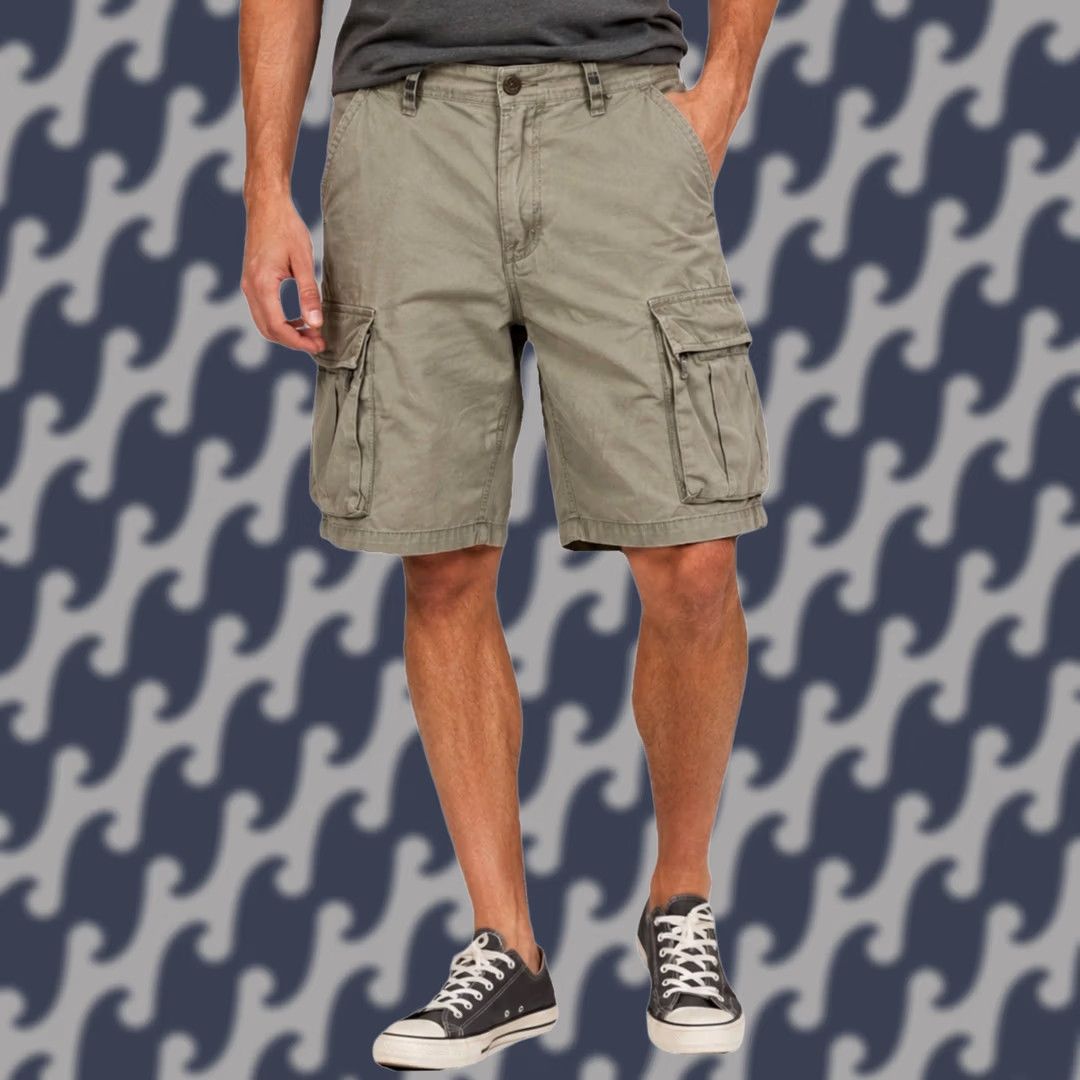 Vintage Woolrich Cargo Shorts Khaki 100% Cotton Zip Fly Casual Size 32 Mens Short Regular Rise Mid Cargo Pockets Logo Size US 32 / EU 48 - 1 Thumbnail