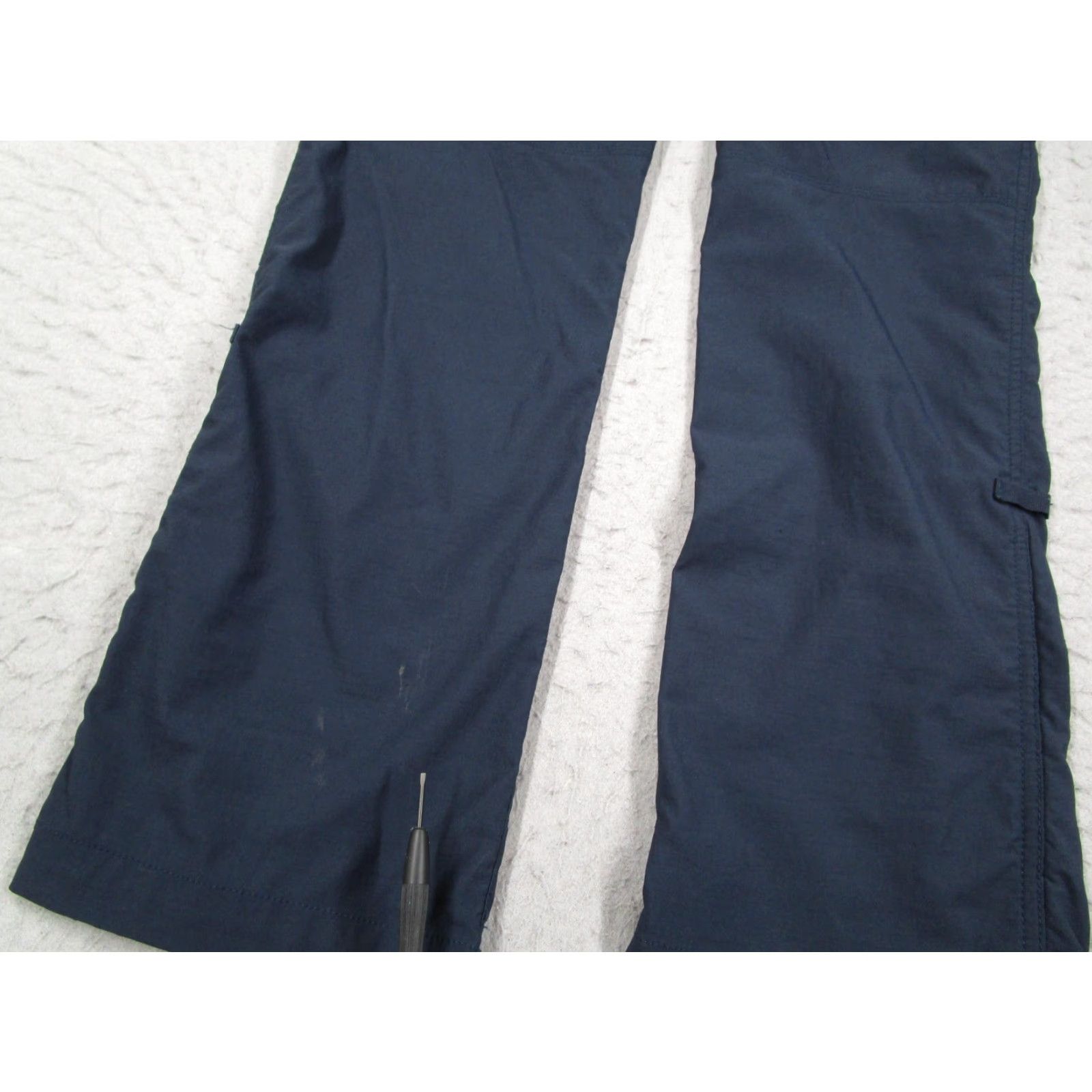 The North Face The North Face Pants Womens 8 Navy Nylon Hiking Cargo Zip Pockets NF0A4ASF Size 30" / US 8 / IT 44 - 6 Thumbnail