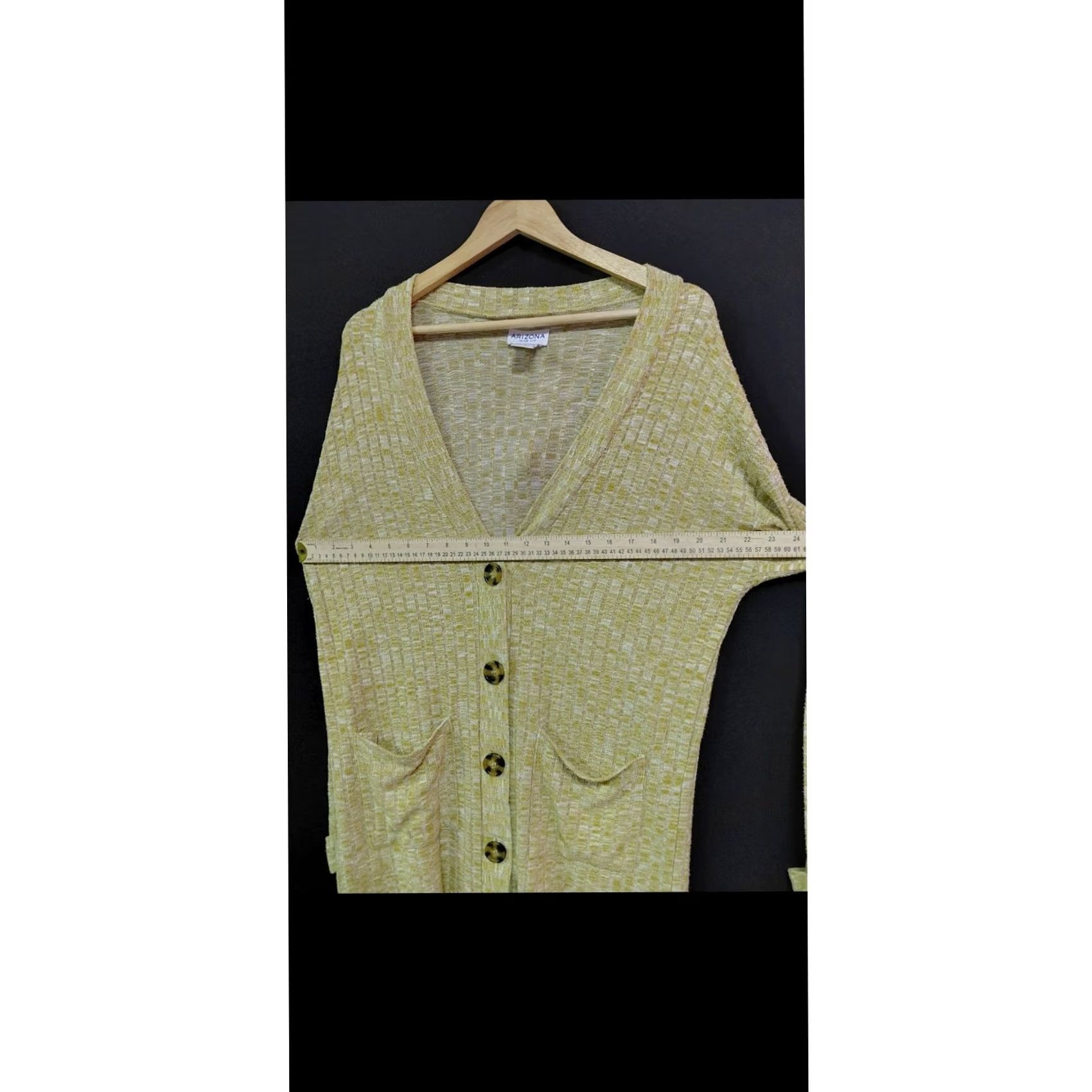 Vintage ARIZONA JEAN CO Cardigan Sweater Yellow Solid Knit Women Size L Button V-Neck Long Sleeve Casual Size L / US 10 / IT 46 - 6 Thumbnail