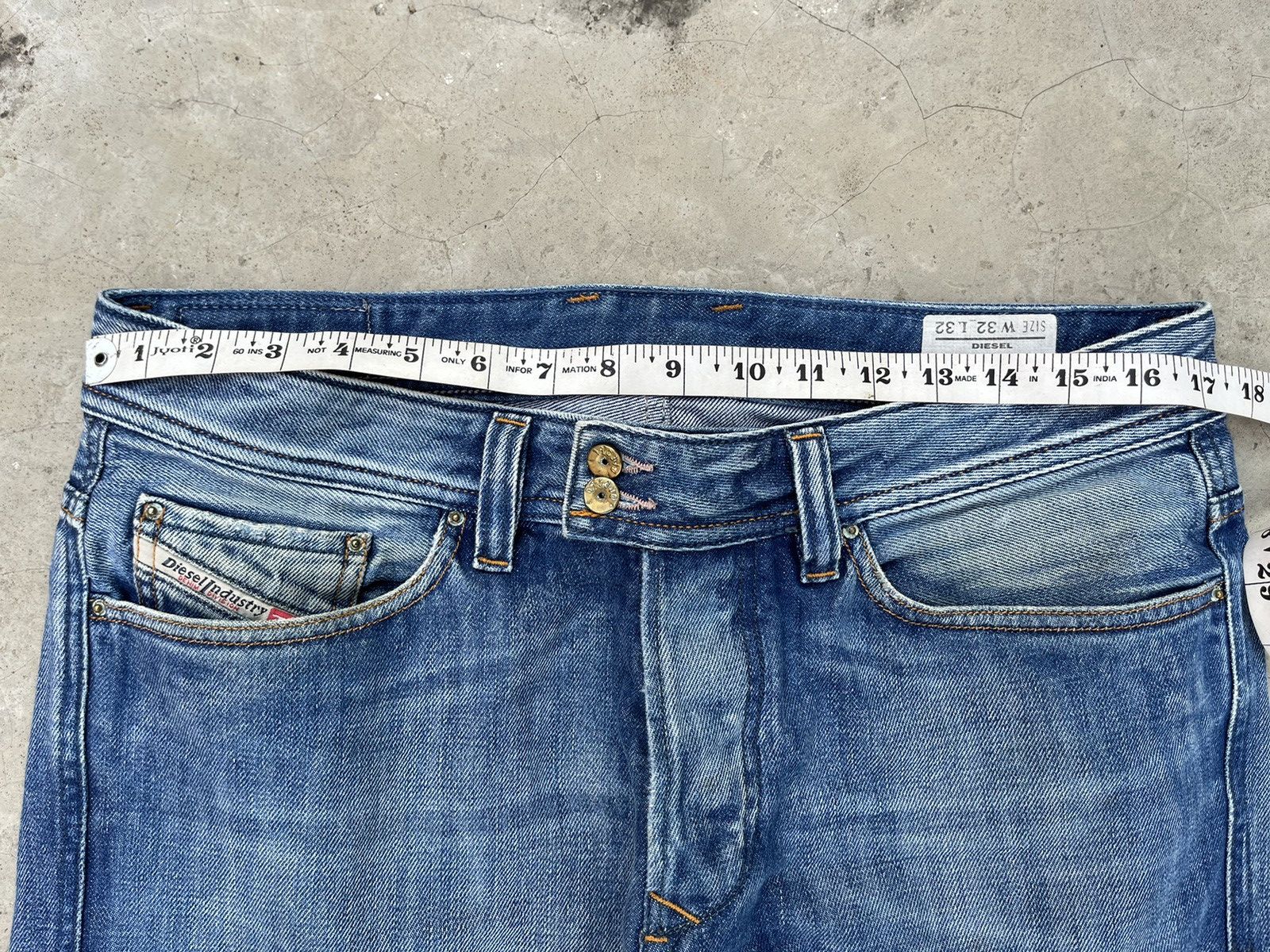 Diesel × Japanese Brand RARE DIESEL TWO BUTTON JEANS Size US 34 / EU 50 - 12 Thumbnail