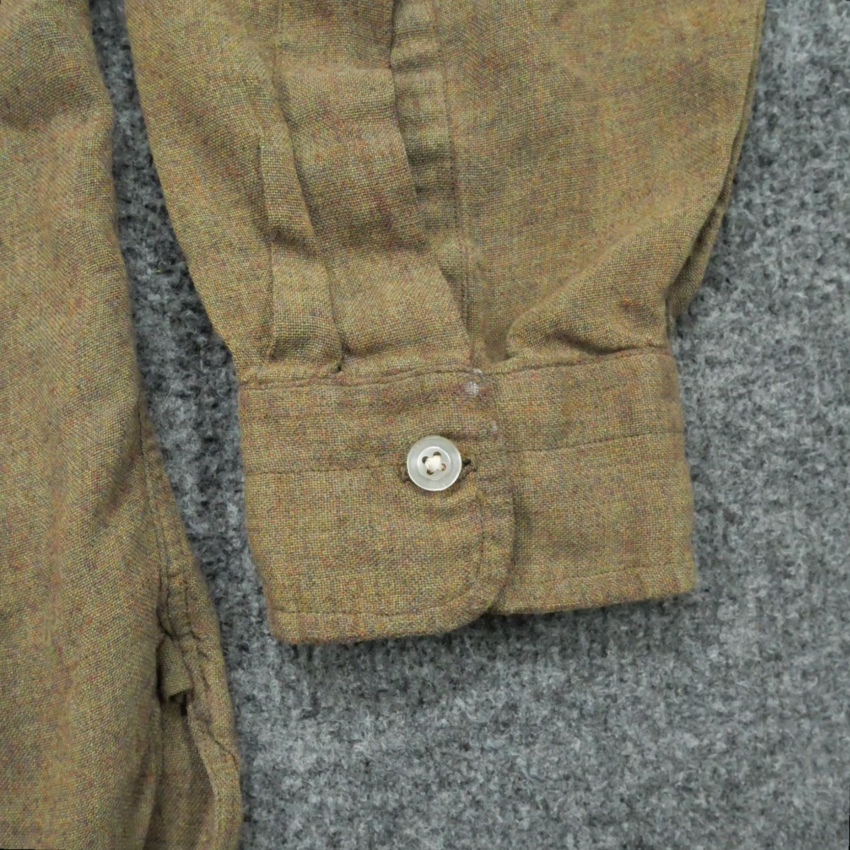 Vintage VINTAGE Harvey LTD Shirt Mens XL Brown Rayon Acrylic Blend Button Up 60s Solid Long Sleeve Collared Classic Button-Up Mens Size US XL / EU 56 / 4 - 2 Thumbnail