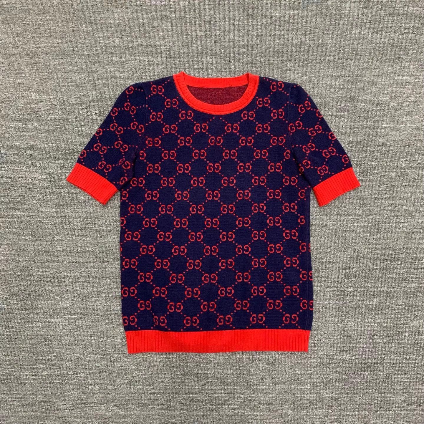 Gucci Gucci GG Red Blue All Over Print Knit Tee S Size S / US 4 / IT 40 - 1 Thumbnail